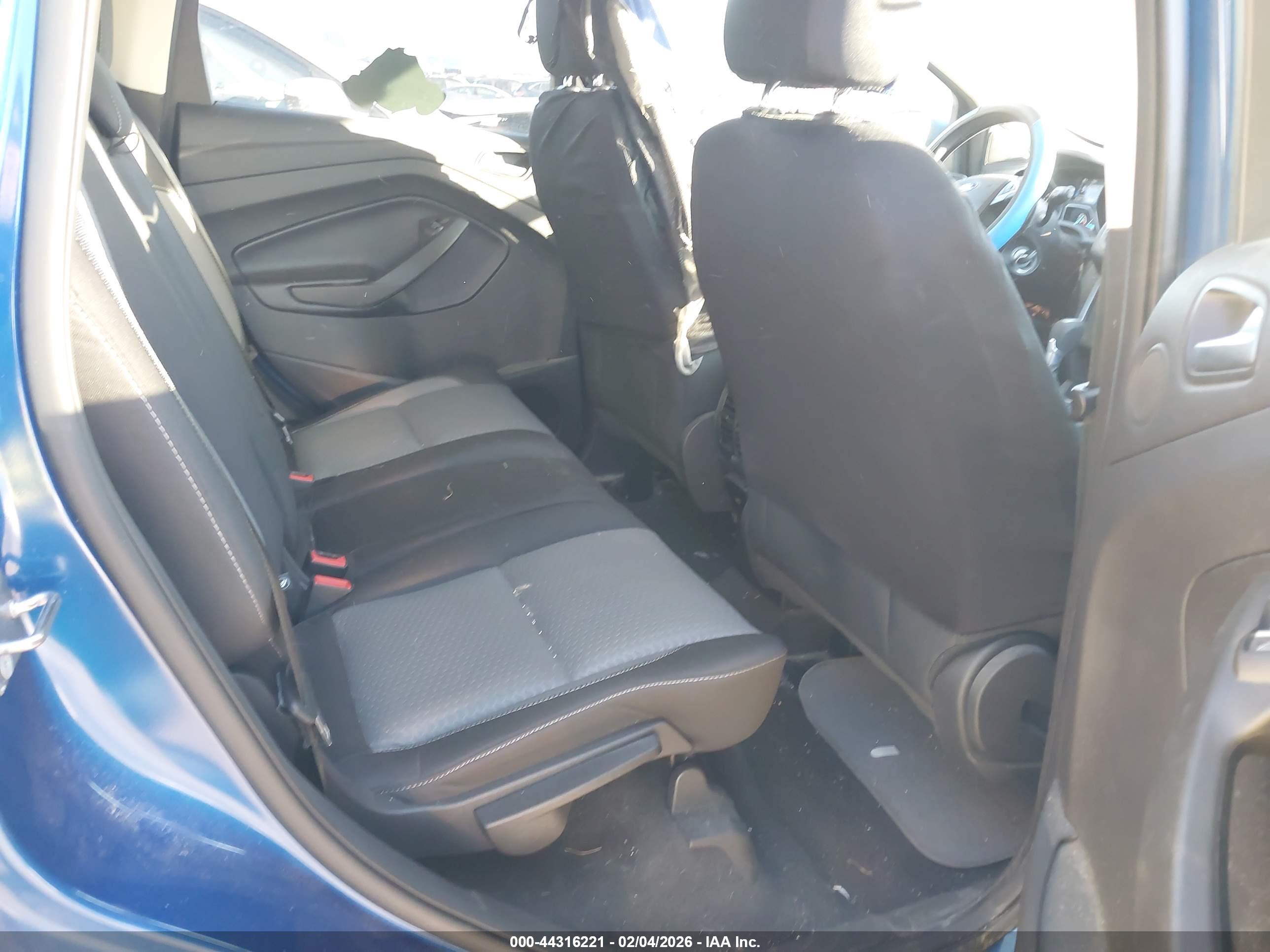 FORD ESCAPE image 8