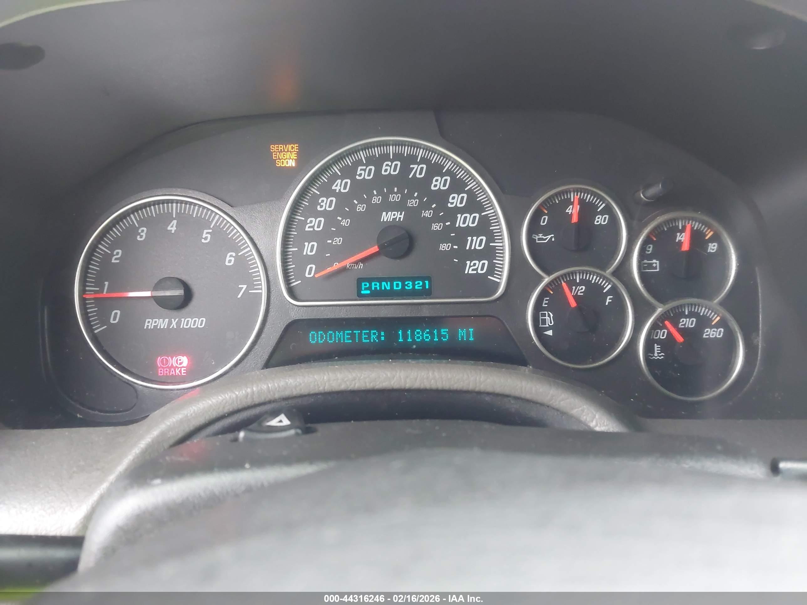 GMC ENVOY image 7