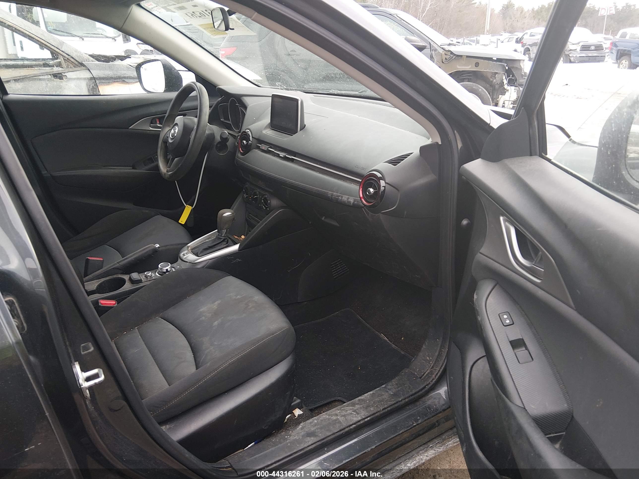 MAZDA CX-3 image 5