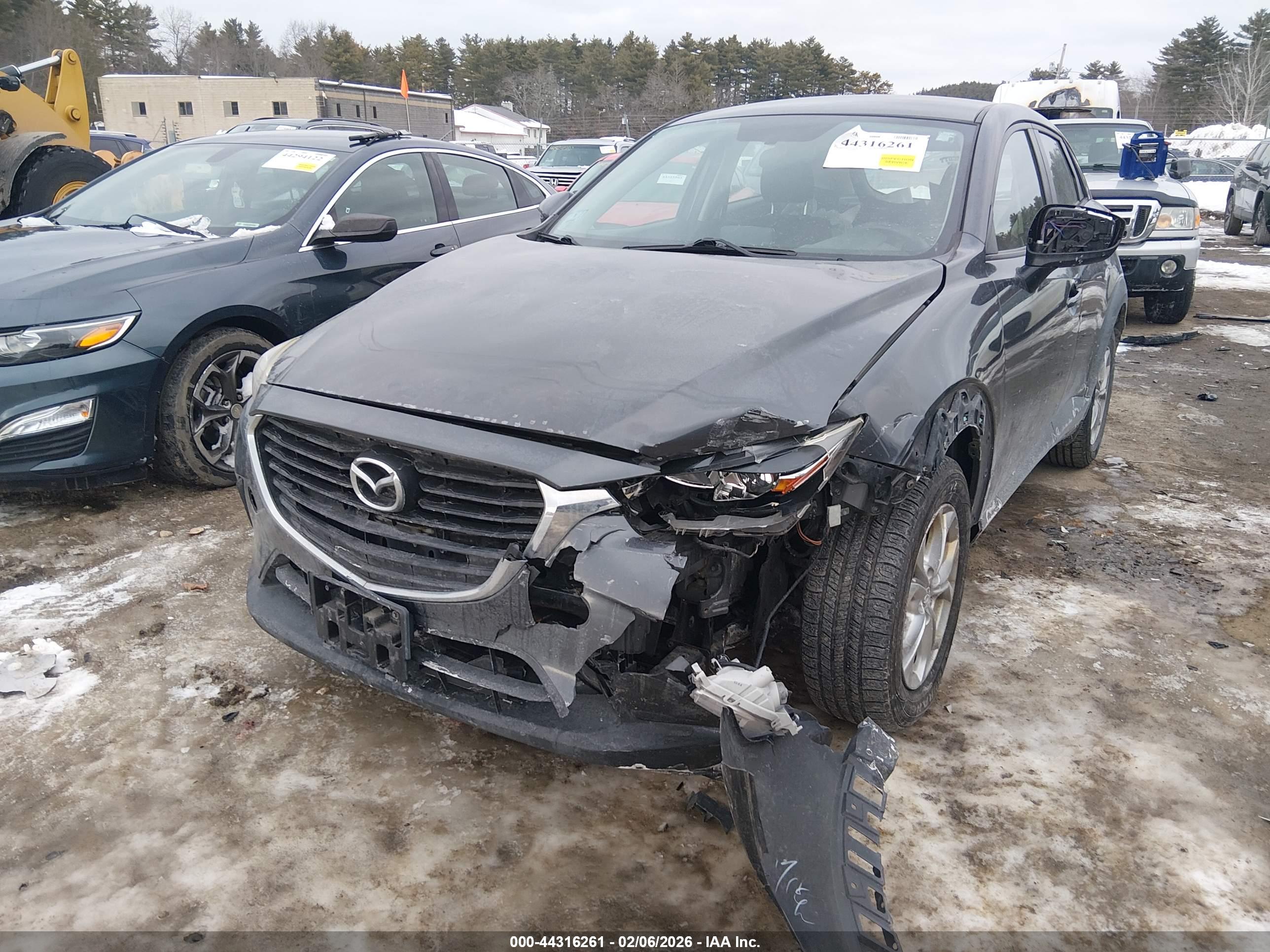 MAZDA CX-3 image 6