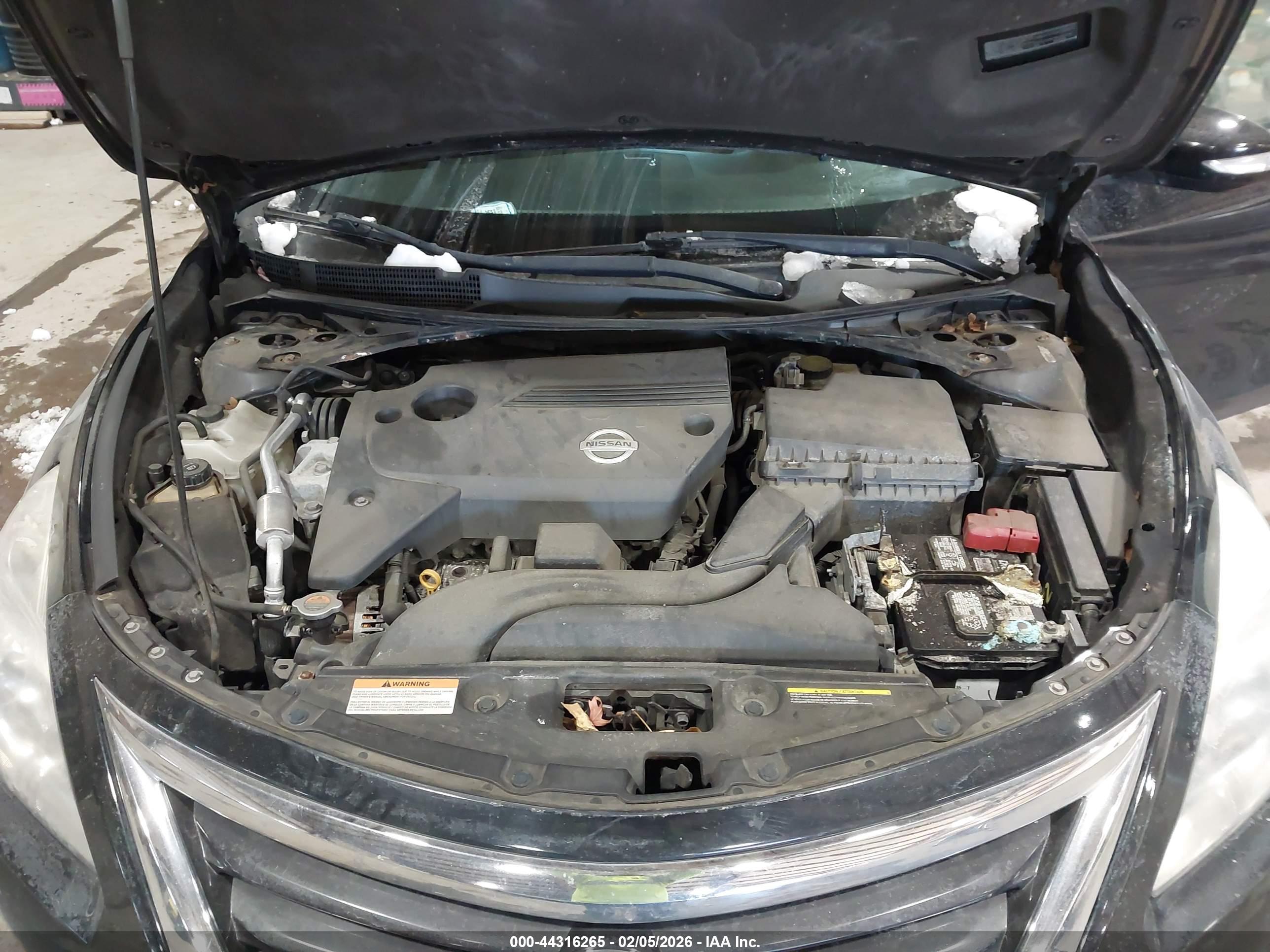 NISSAN ALTIMA image 10
