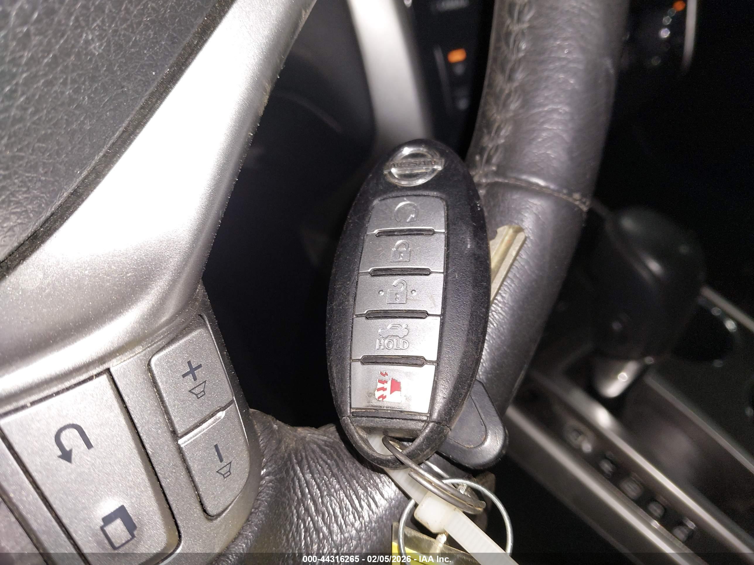 NISSAN ALTIMA image 11