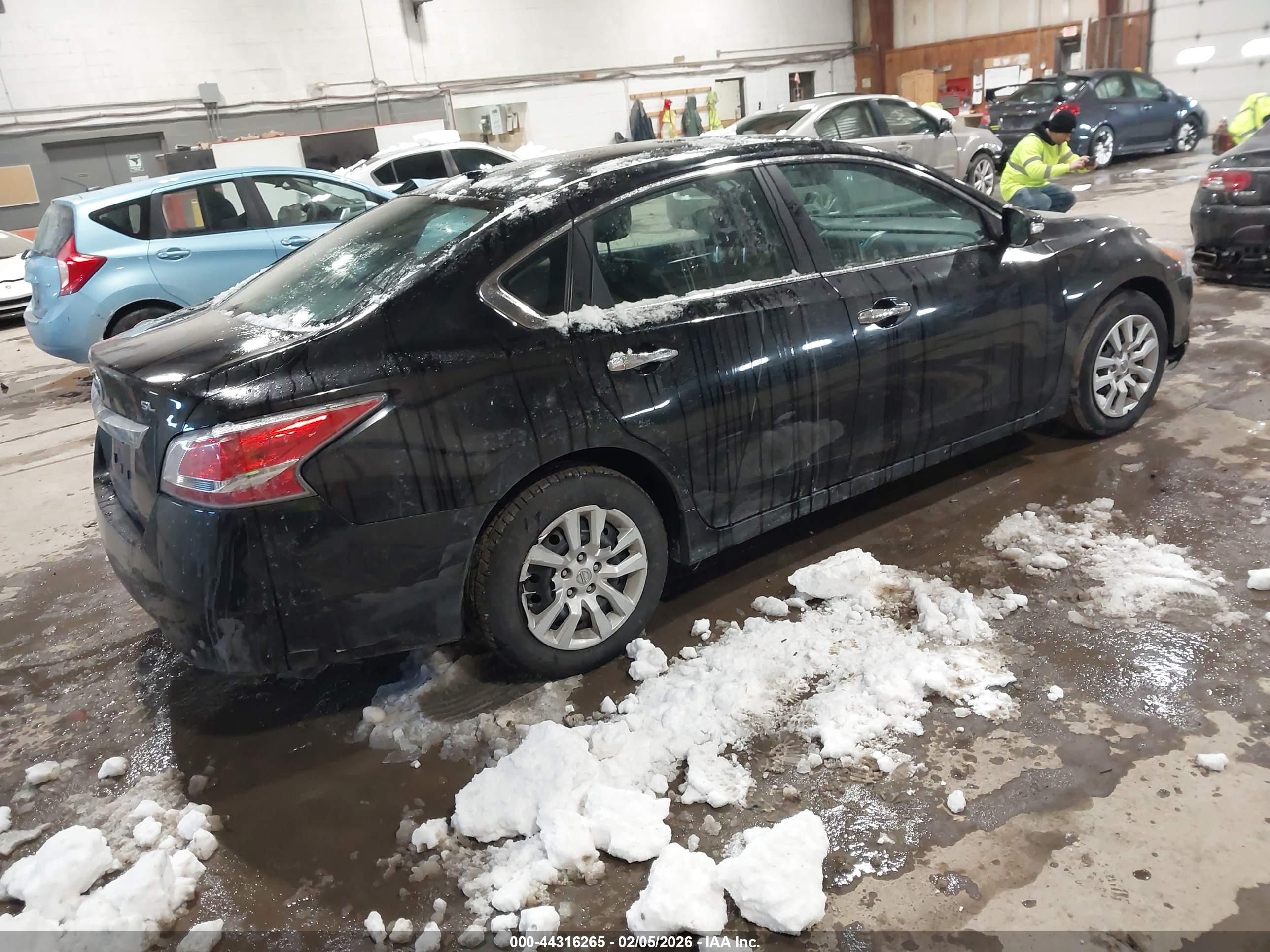 NISSAN ALTIMA image 4