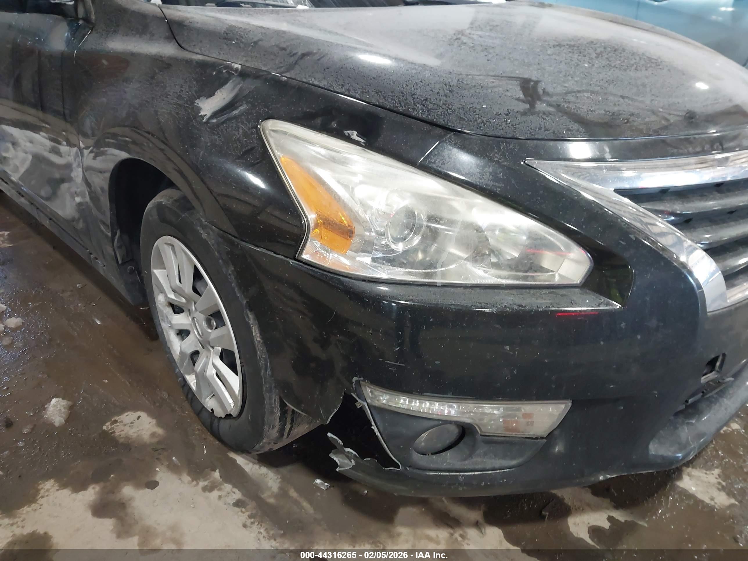 NISSAN ALTIMA image 6