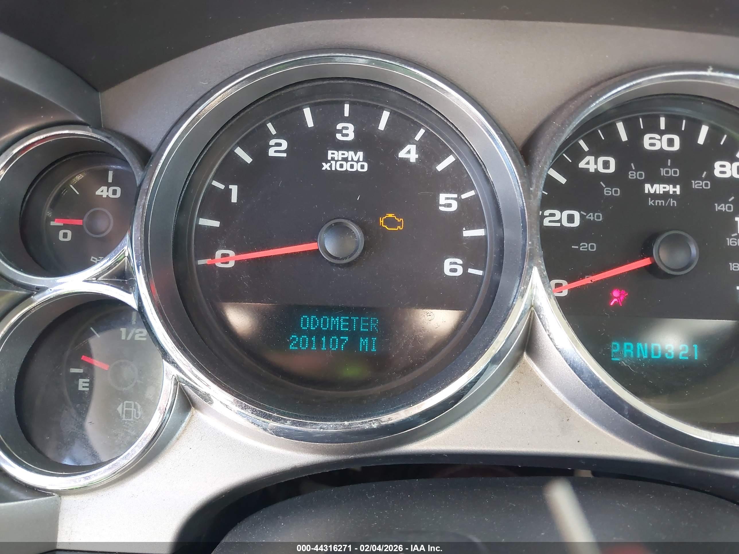 GMC SIERRA image 7