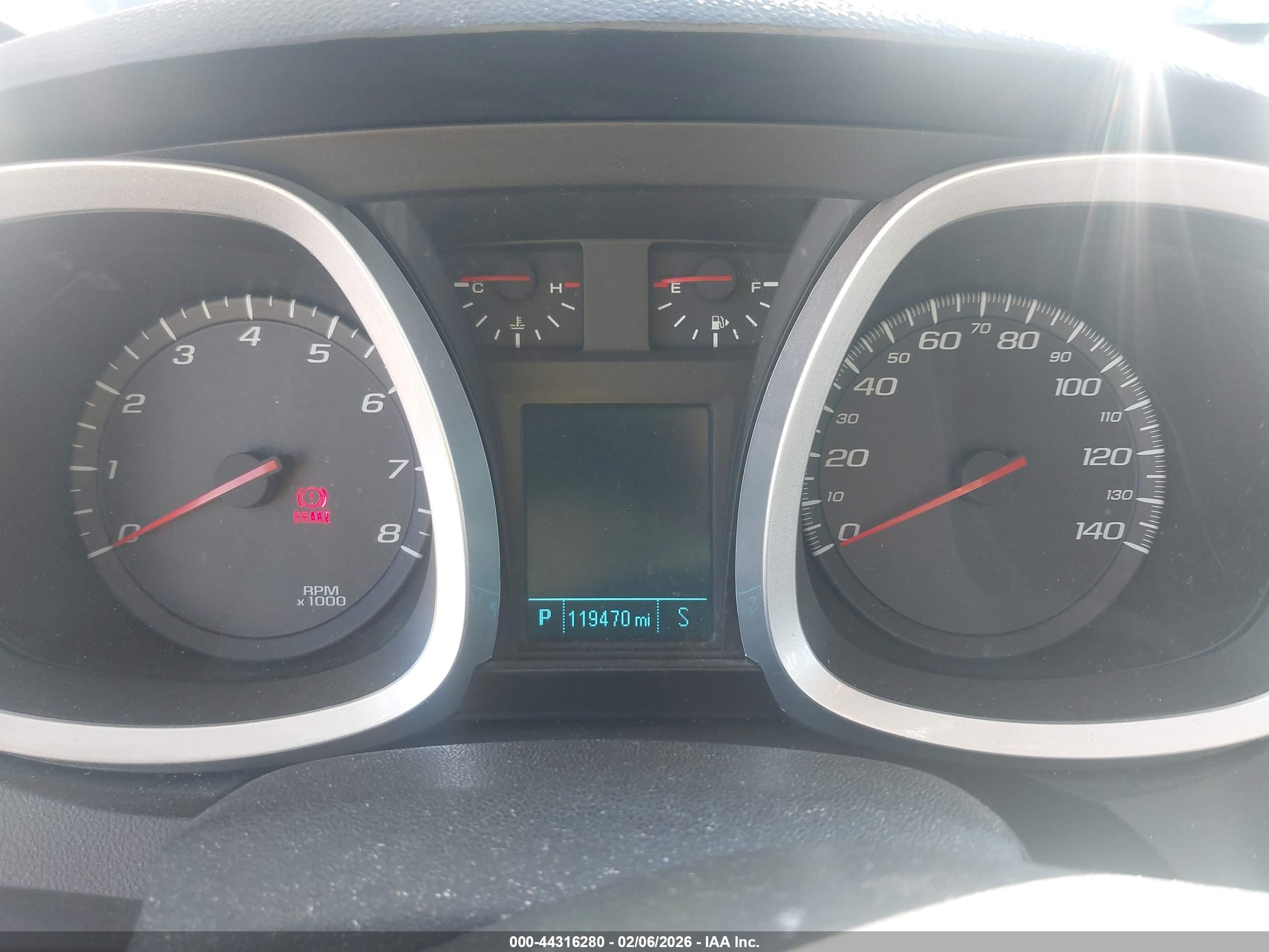 CHEVROLET EQUINOX image 7