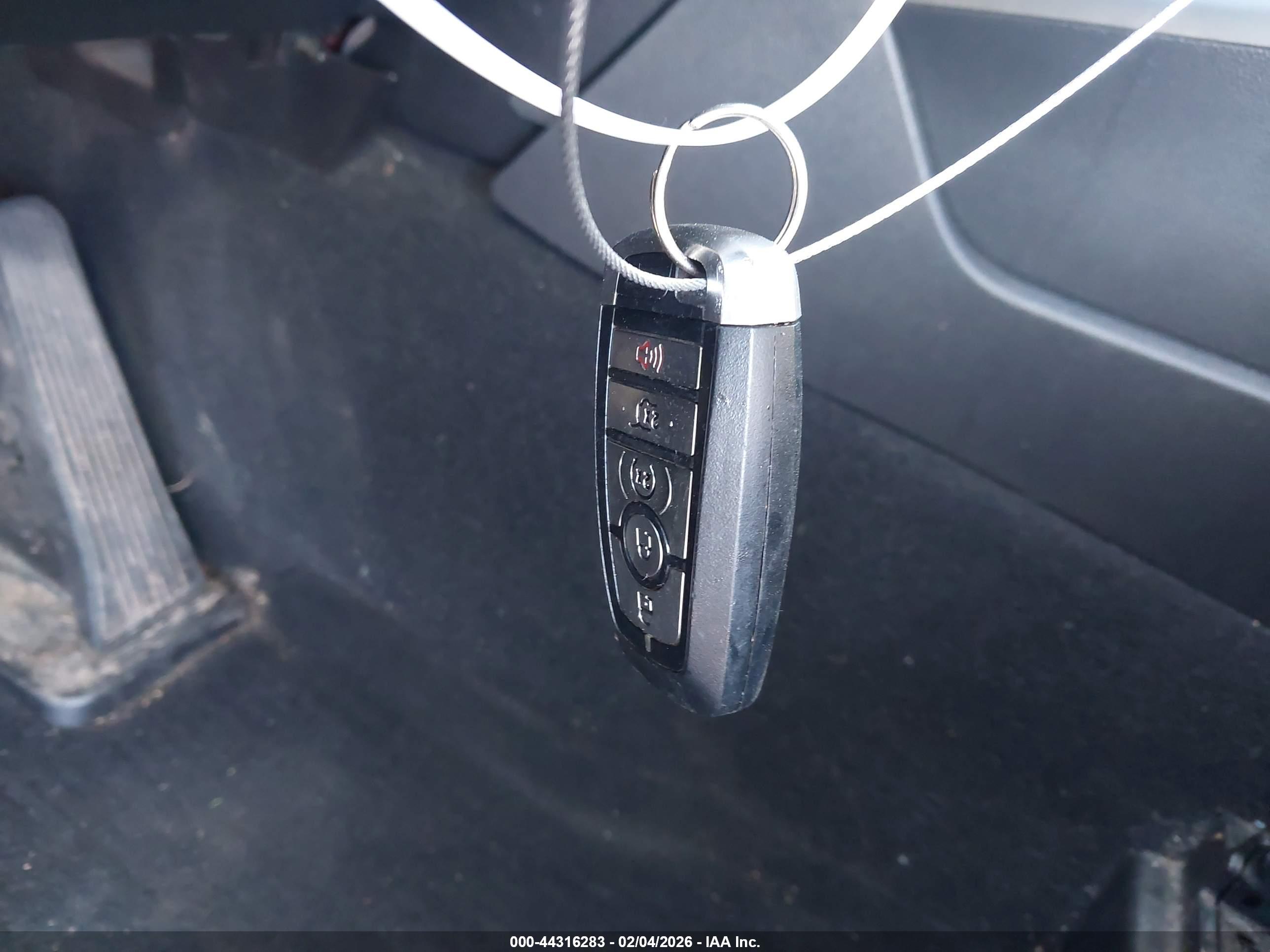 FORD EXPLORER image 11