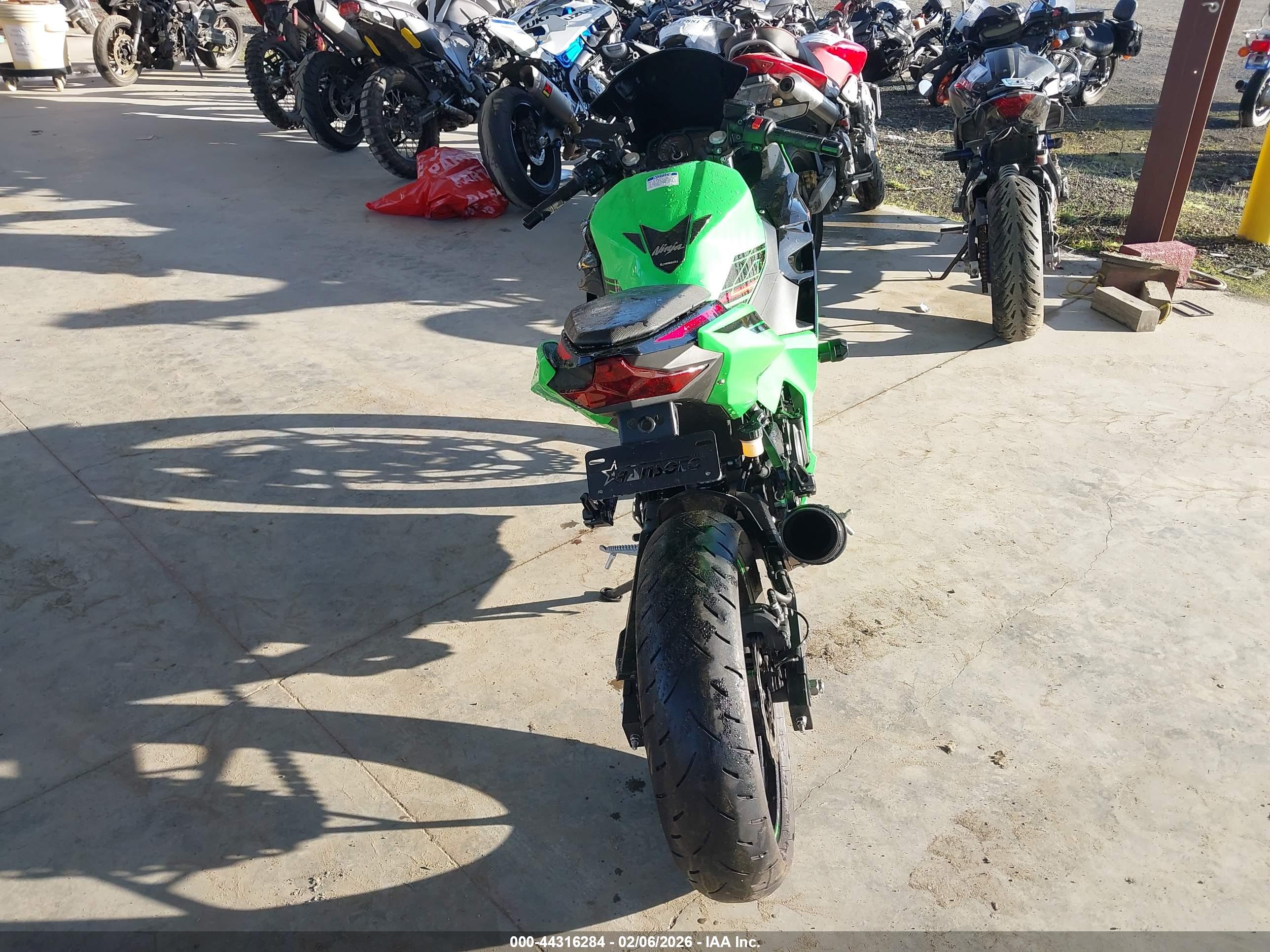 KAWASAKI EX400 image 6