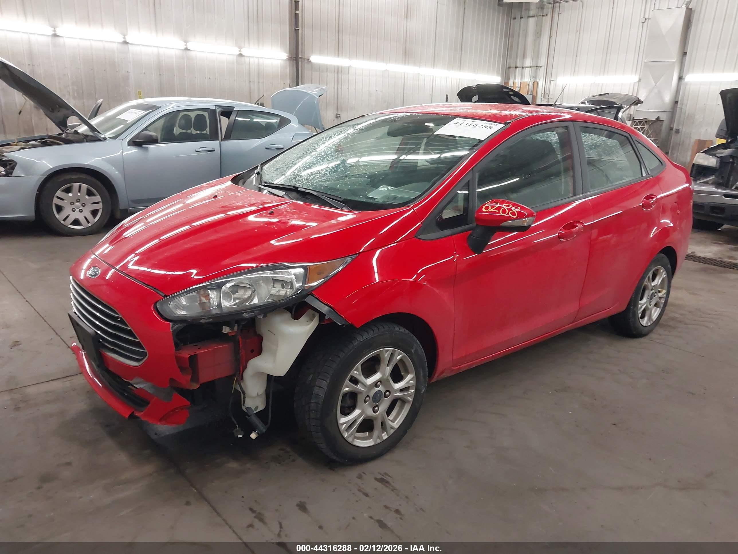 FORD FIESTA image 2