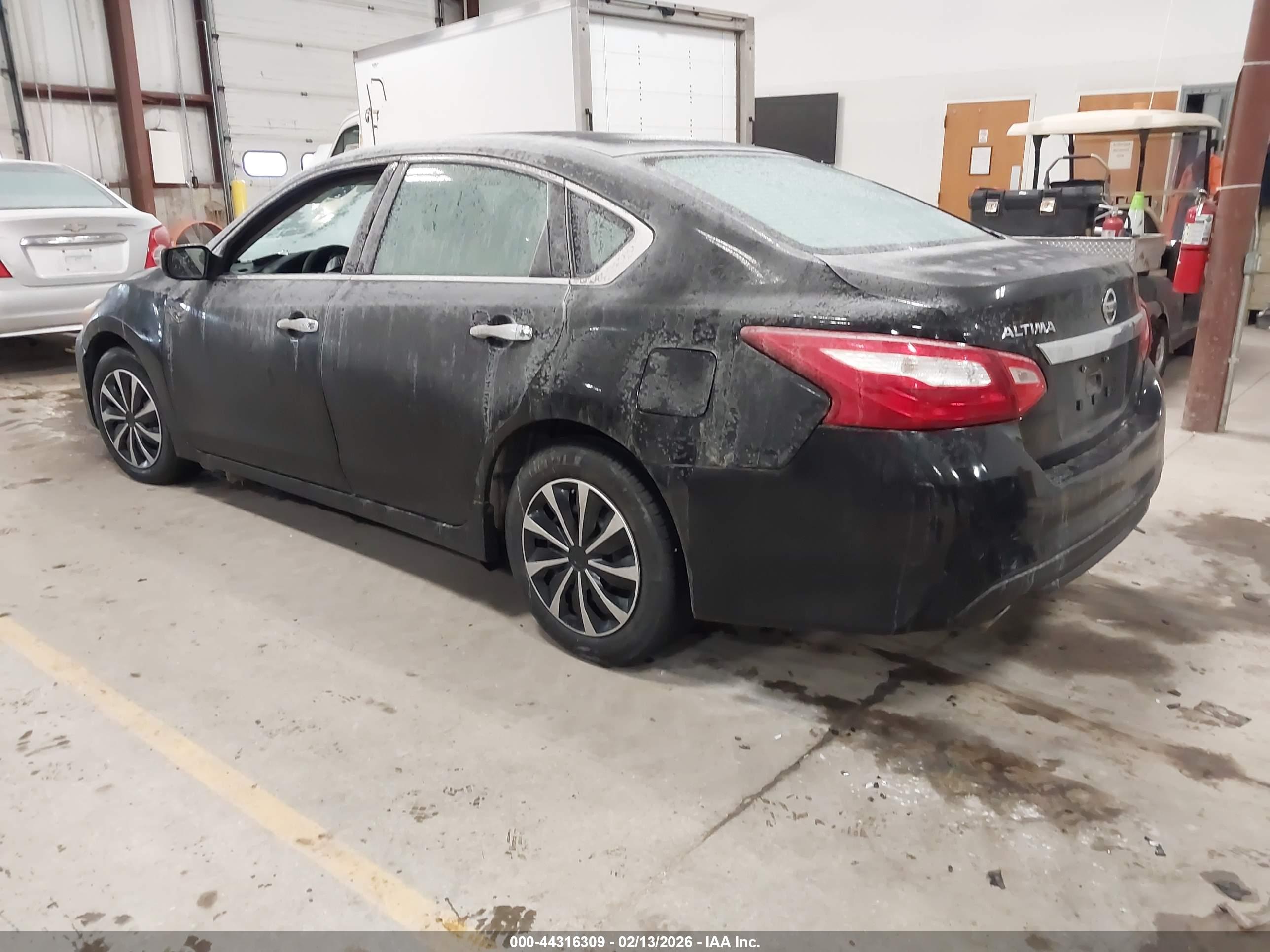 NISSAN ALTIMA image 3