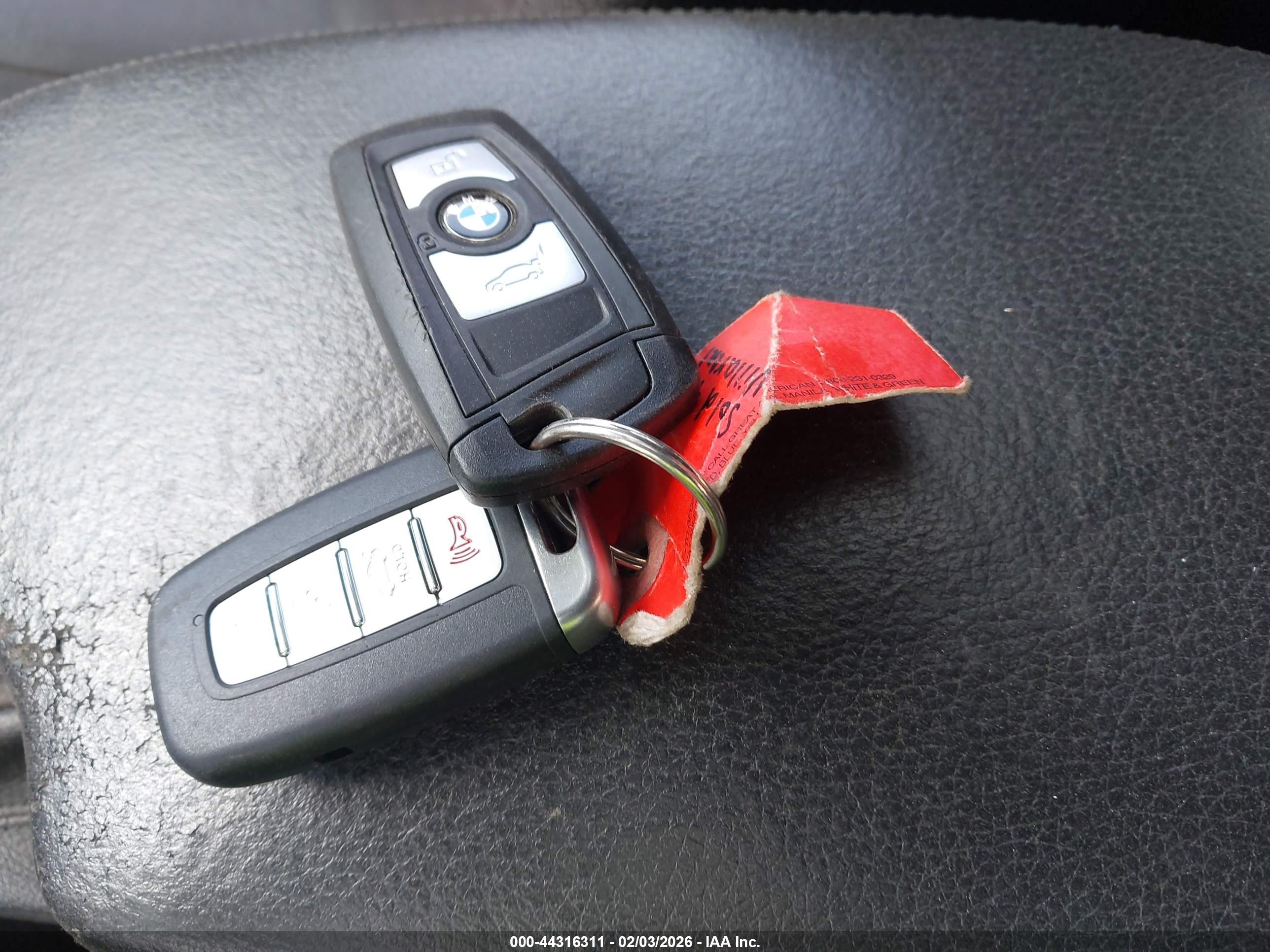 BMW 328I image 11