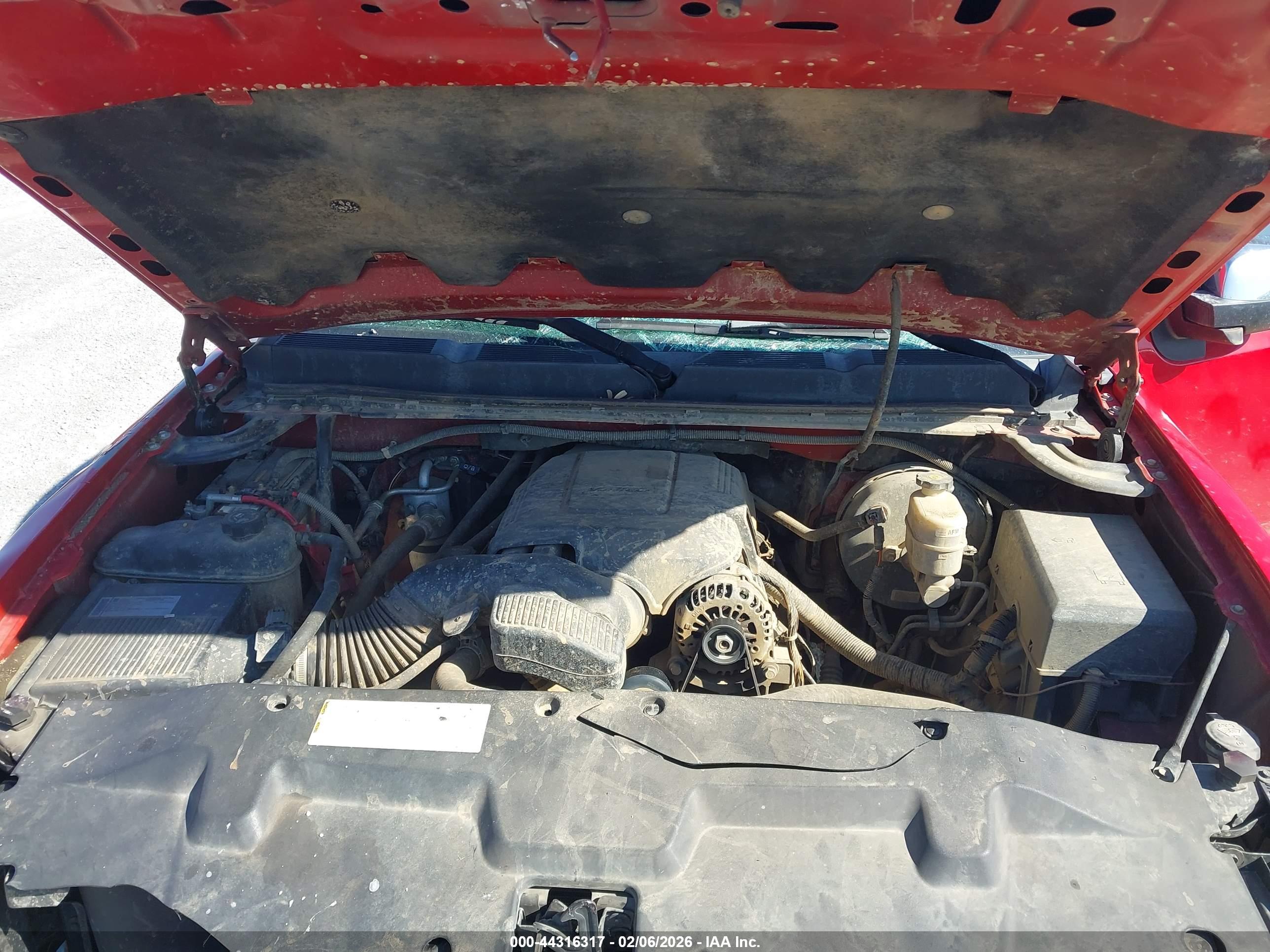 CHEVROLET SILVERADO image 10