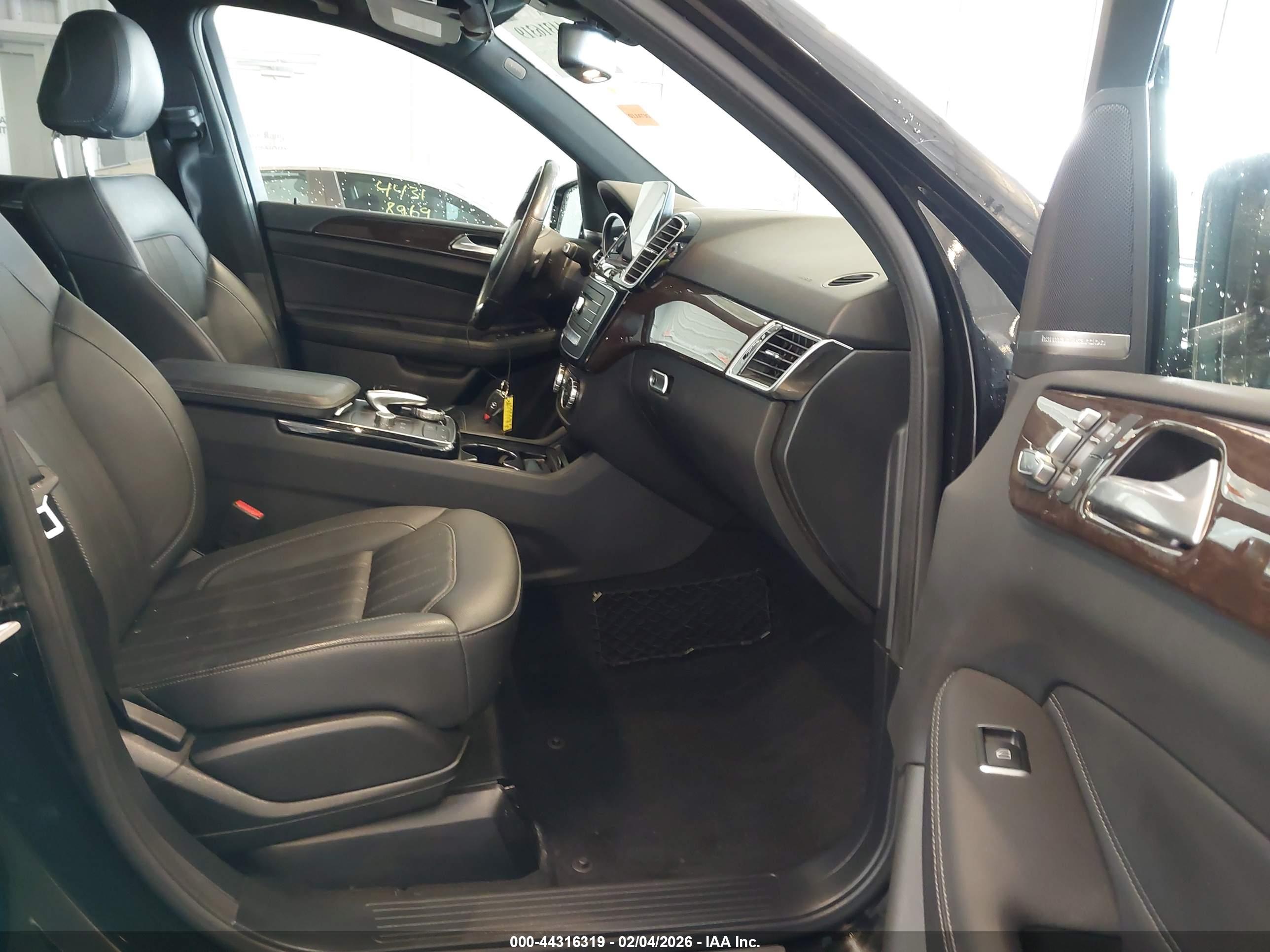 MERCEDES-BENZ GLE image 5