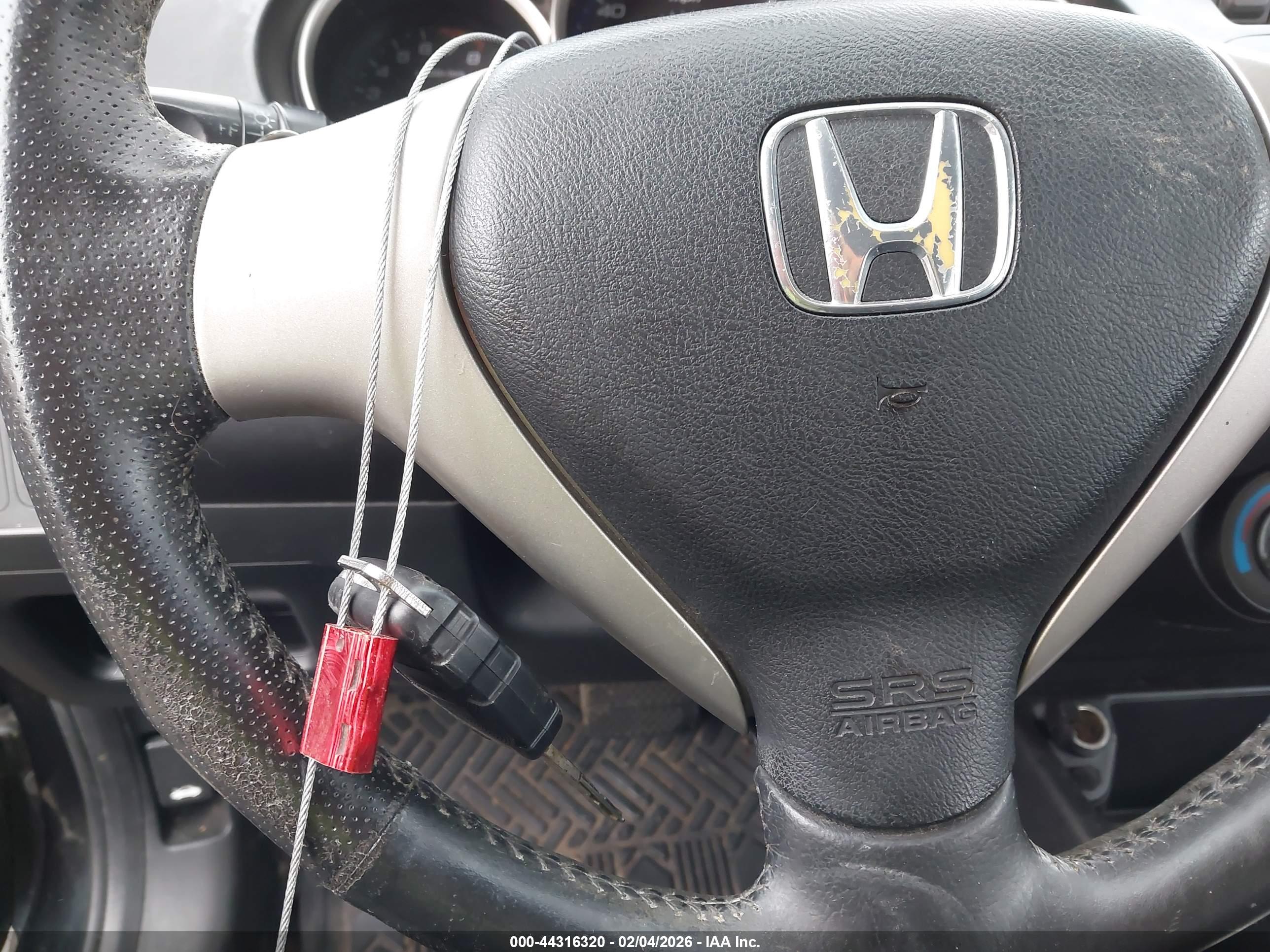 HONDA FIT image 11
