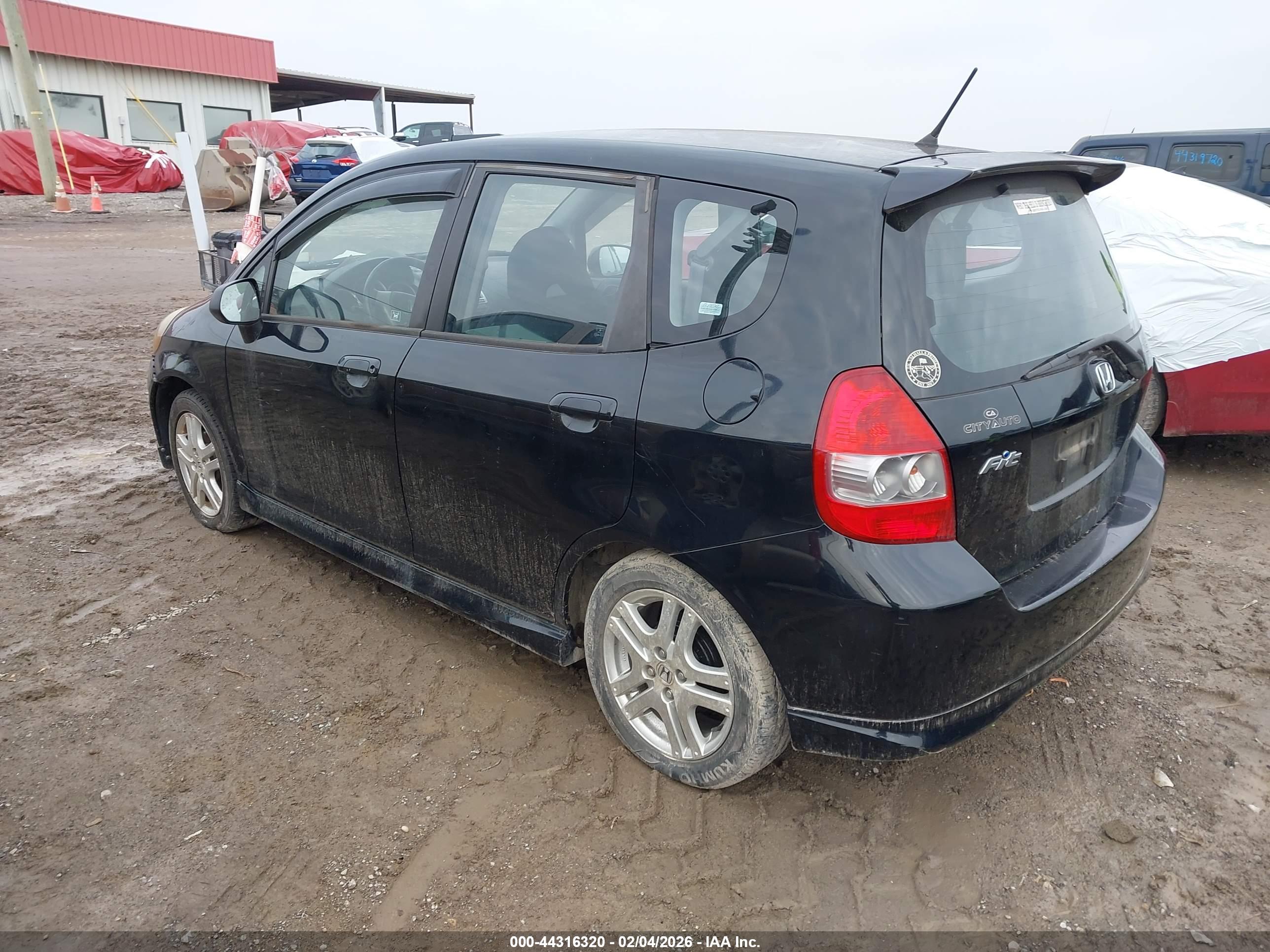 HONDA FIT image 3