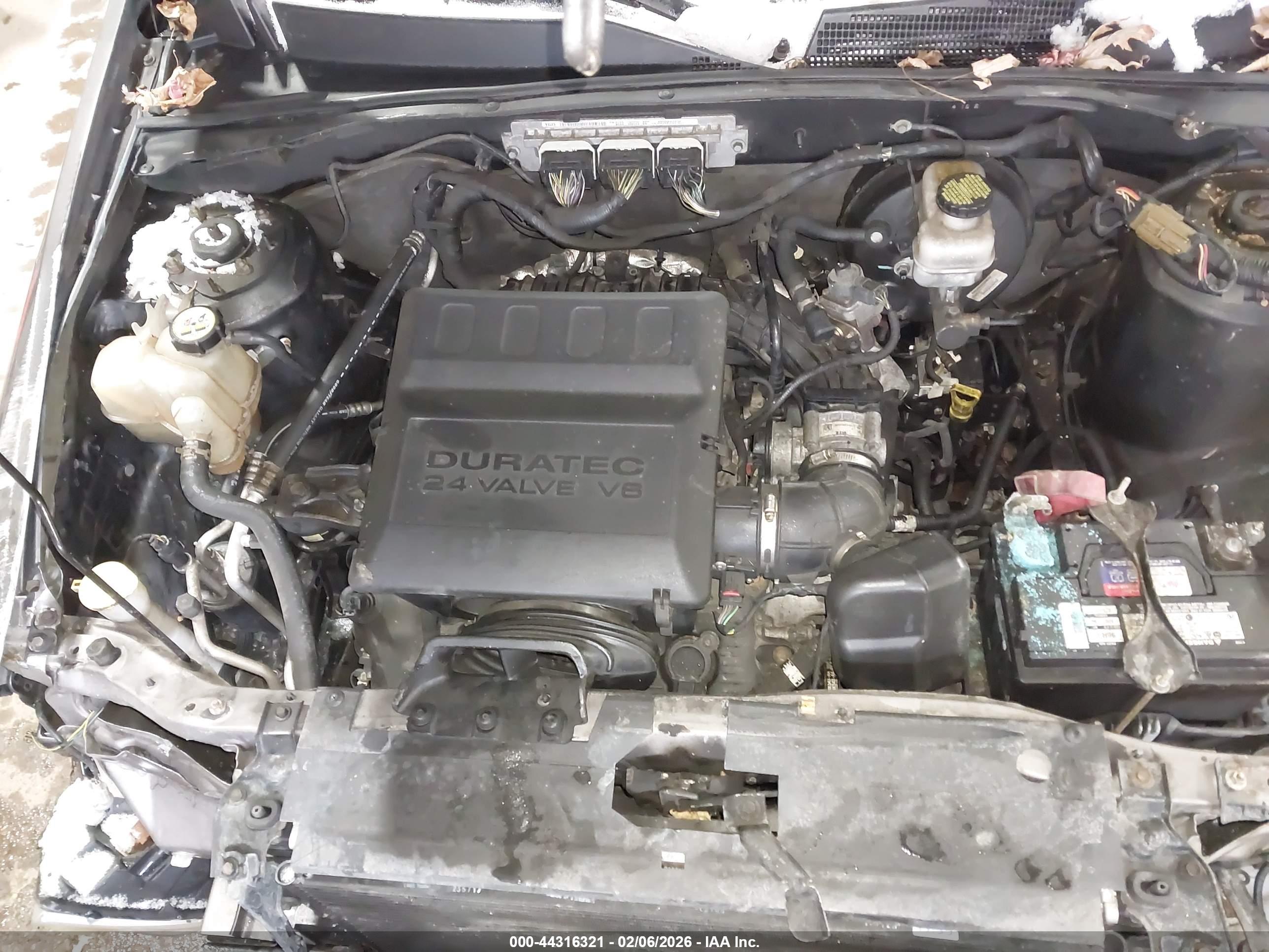 FORD ESCAPE image 10