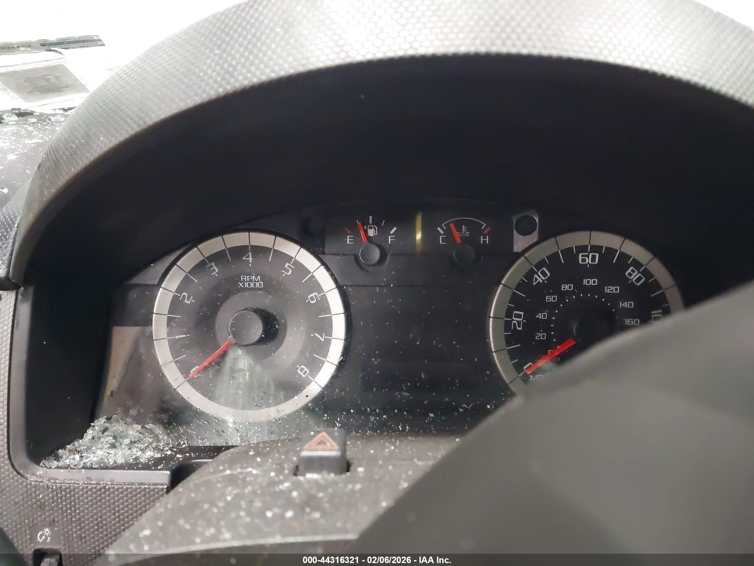 FORD ESCAPE image 7