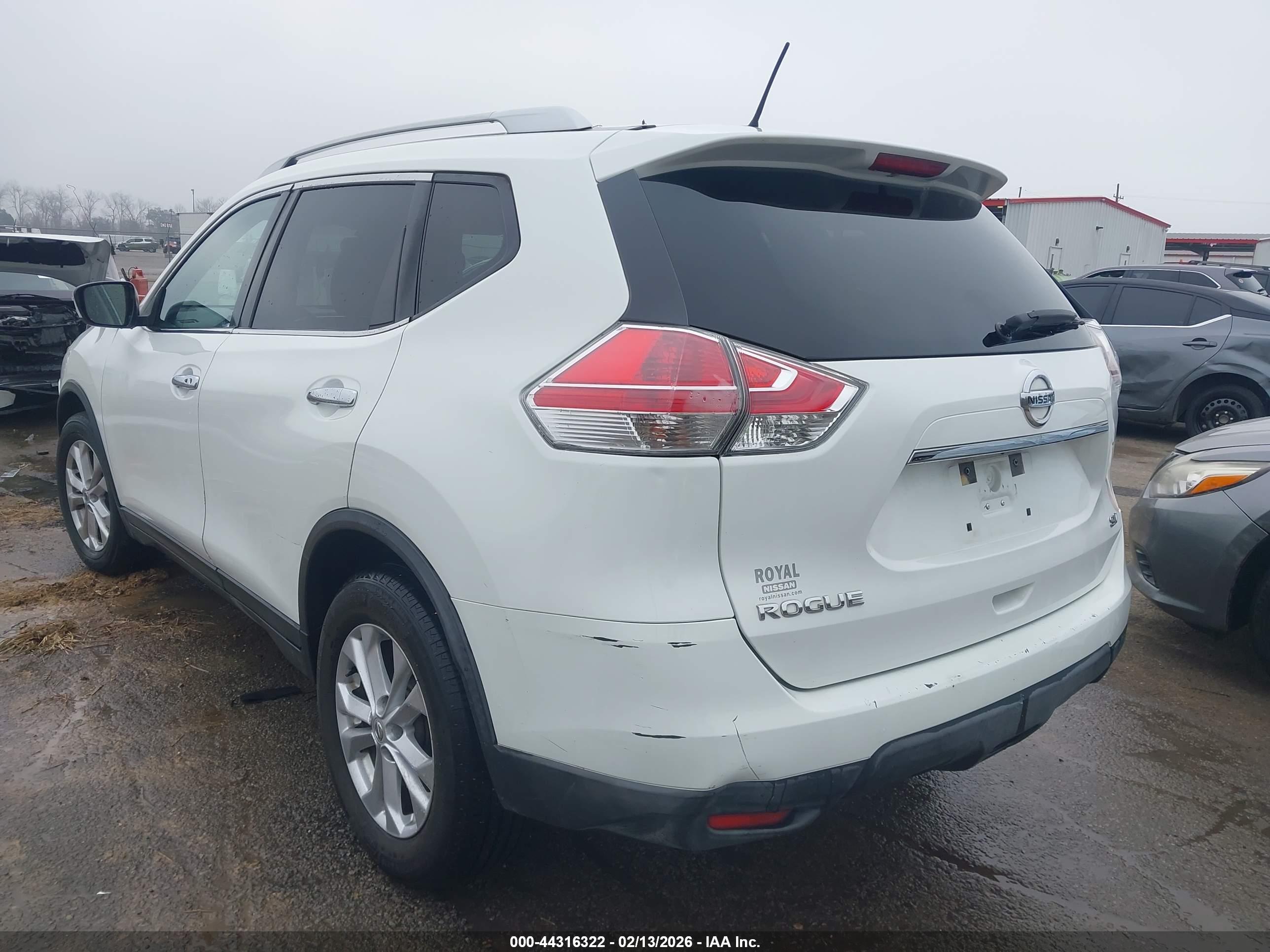 NISSAN ROGUE image 3