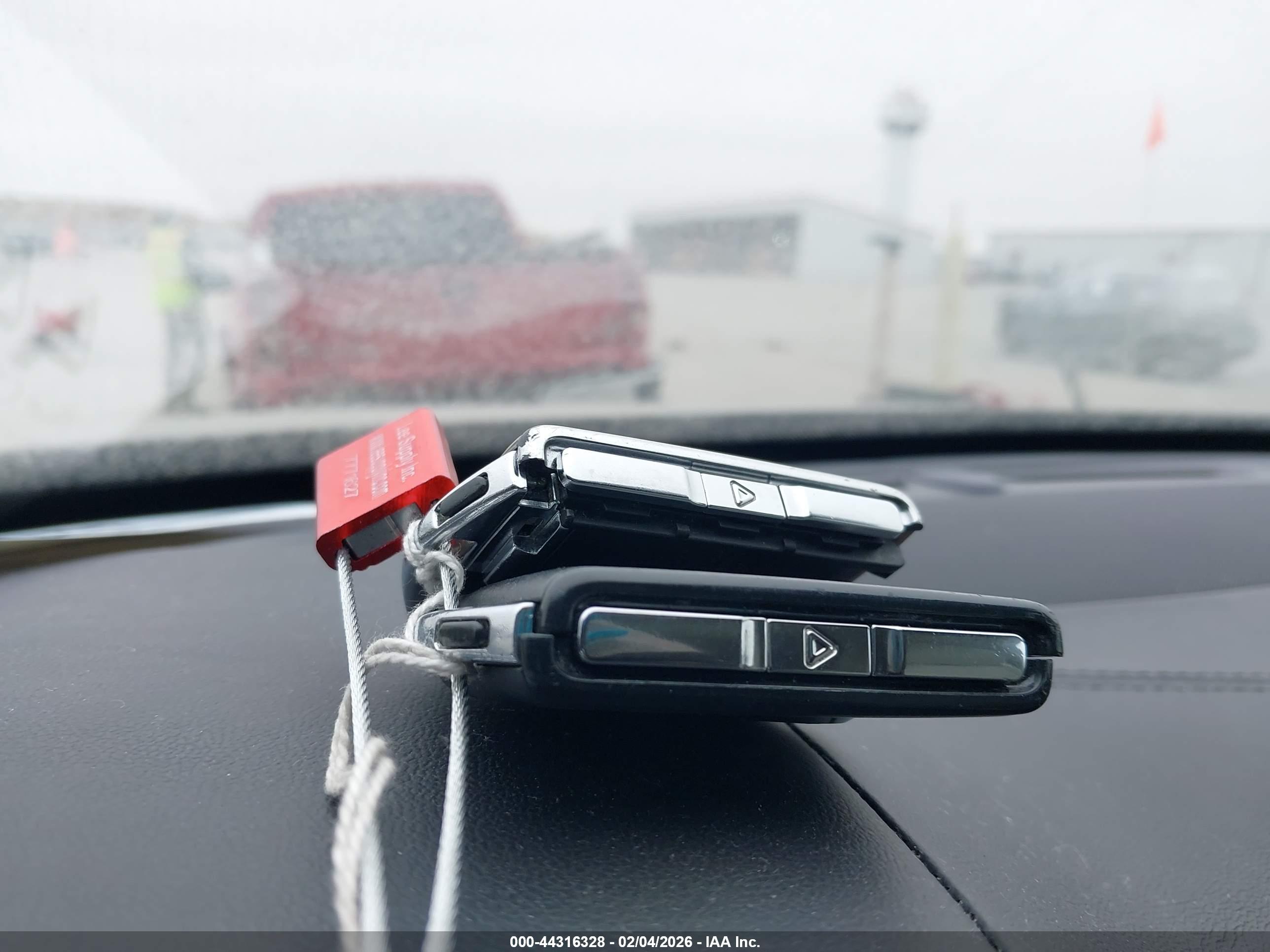 VOLVO XC90 image 11
