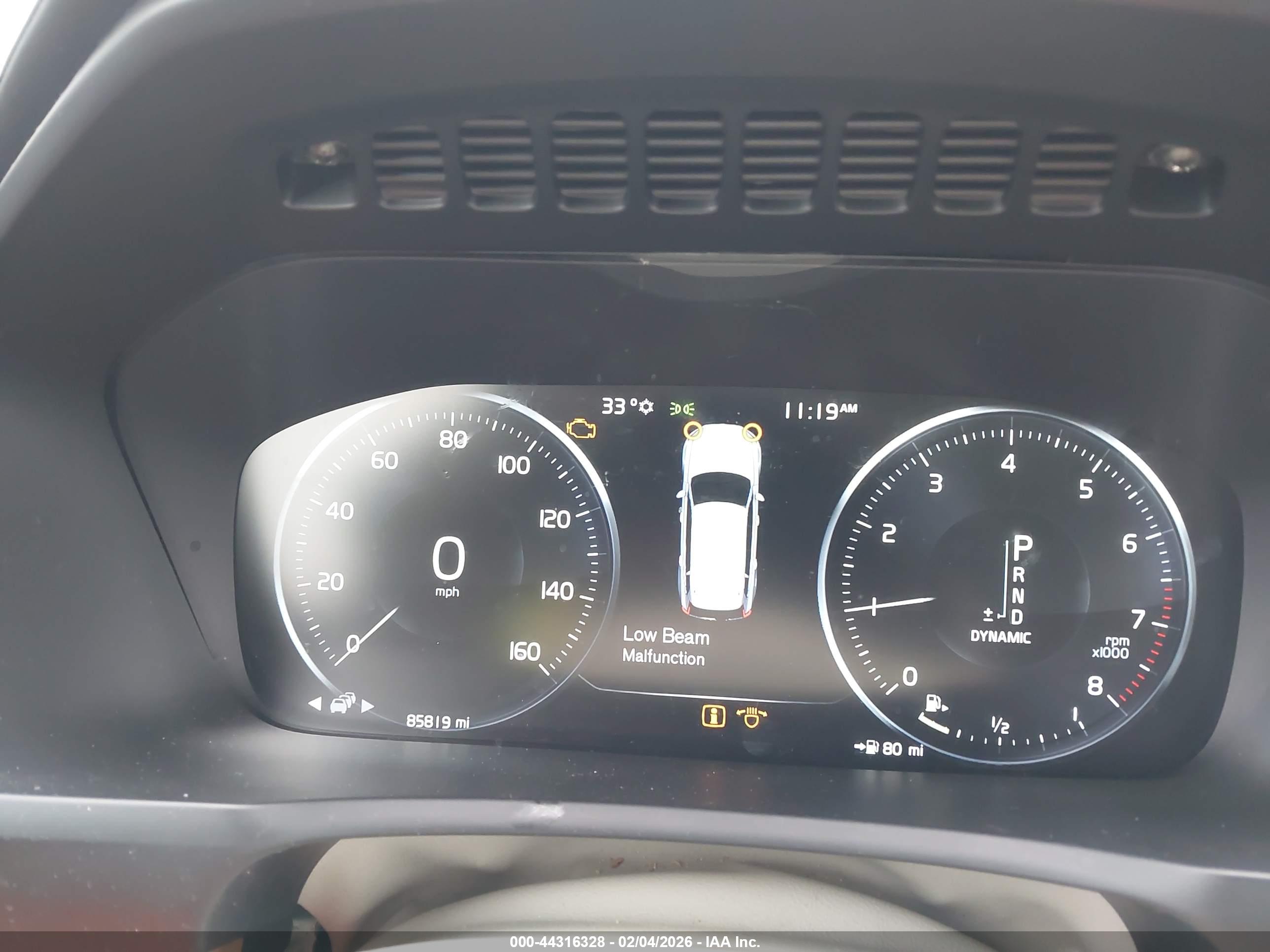 VOLVO XC90 image 7