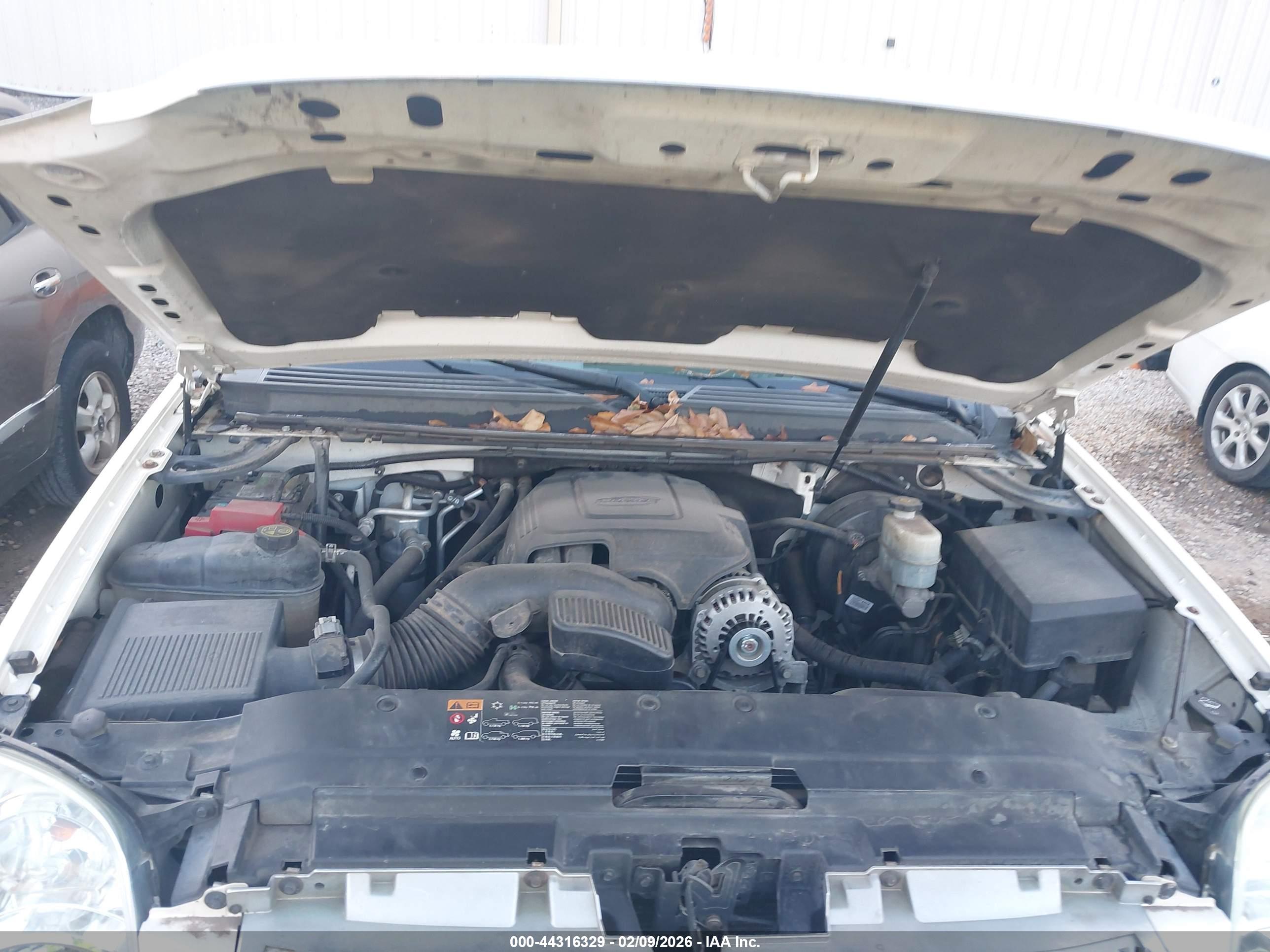 GMC YUKON image 10