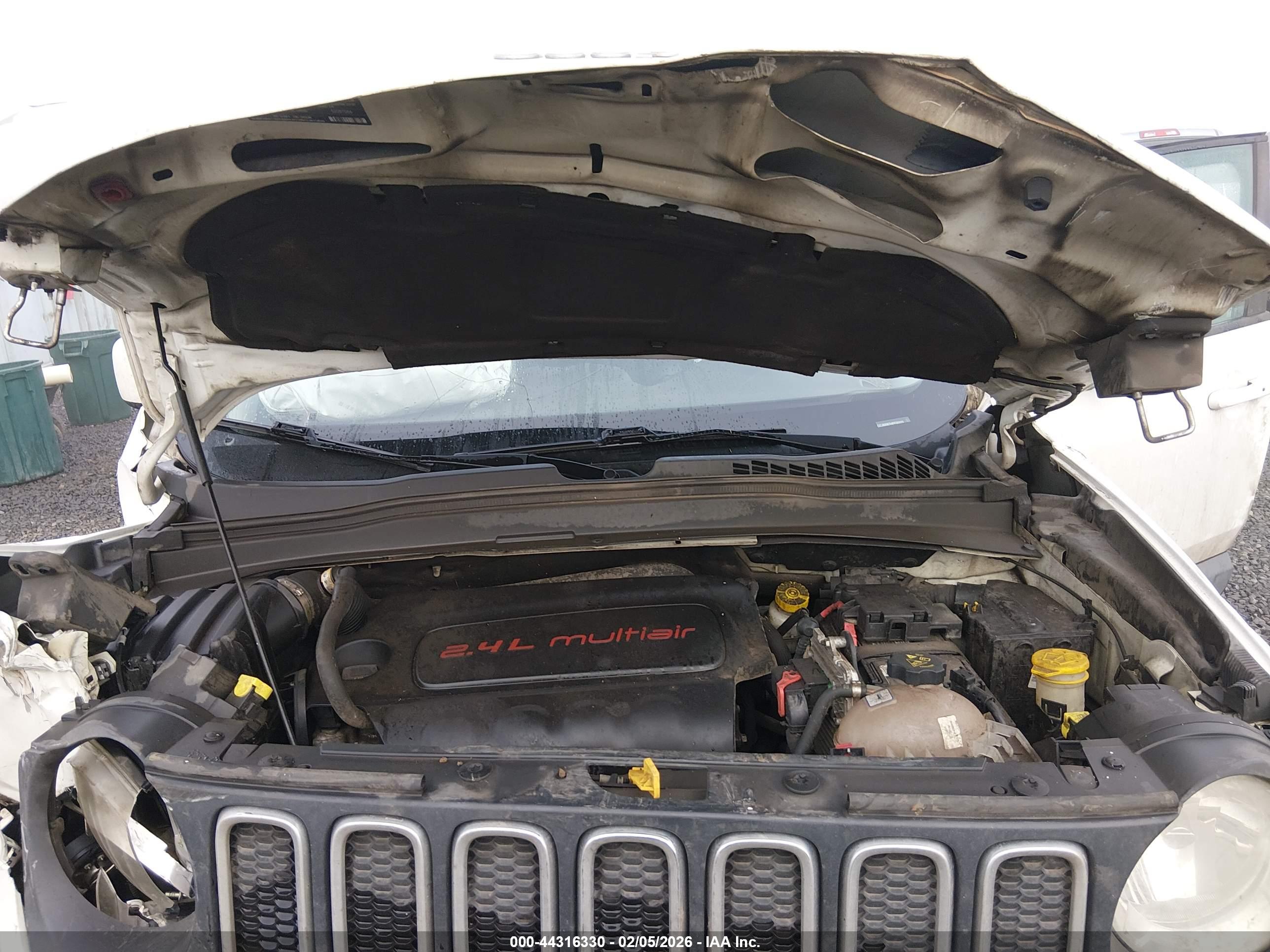 JEEP RENEGADE image 10