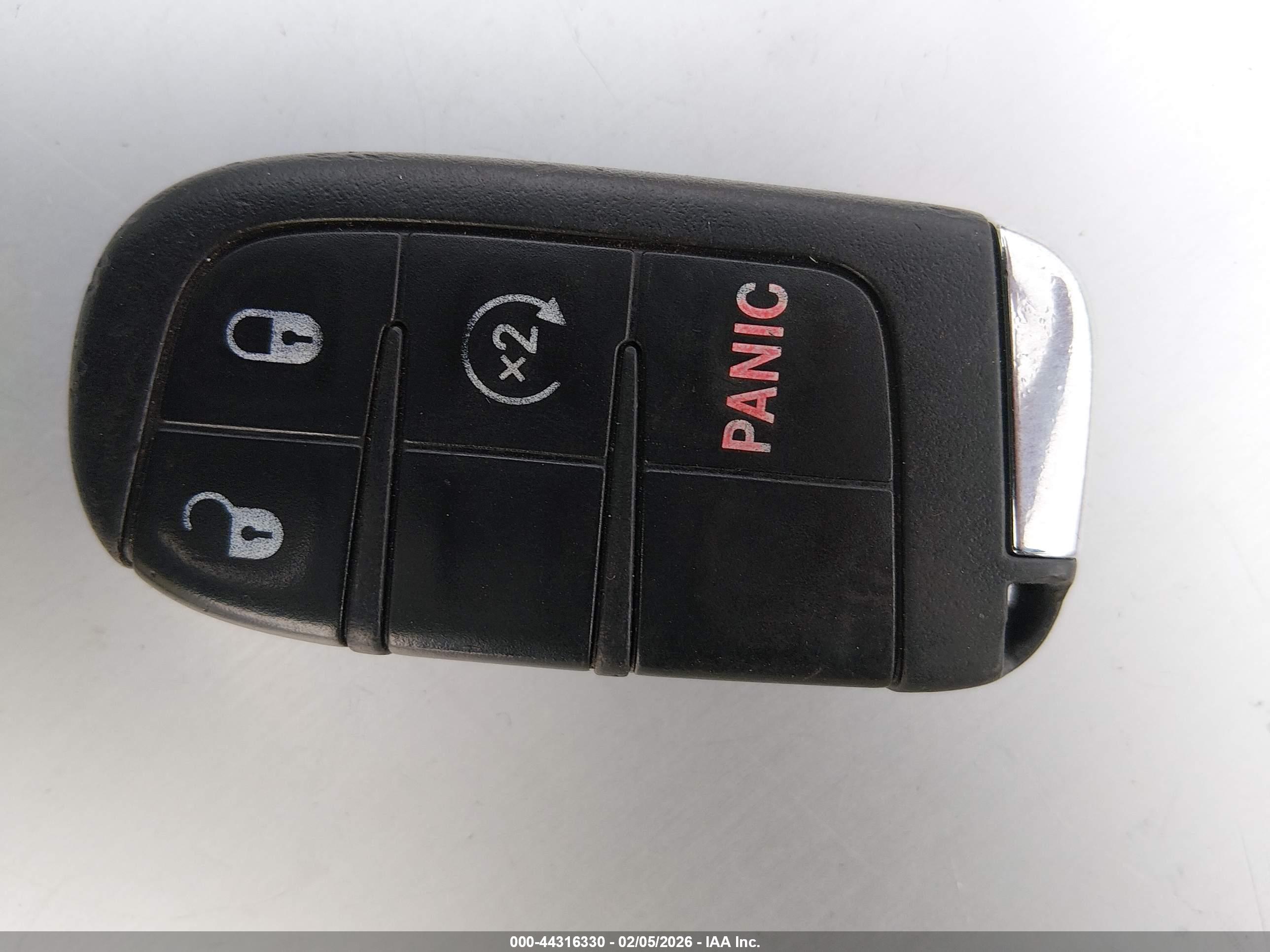 JEEP RENEGADE image 11