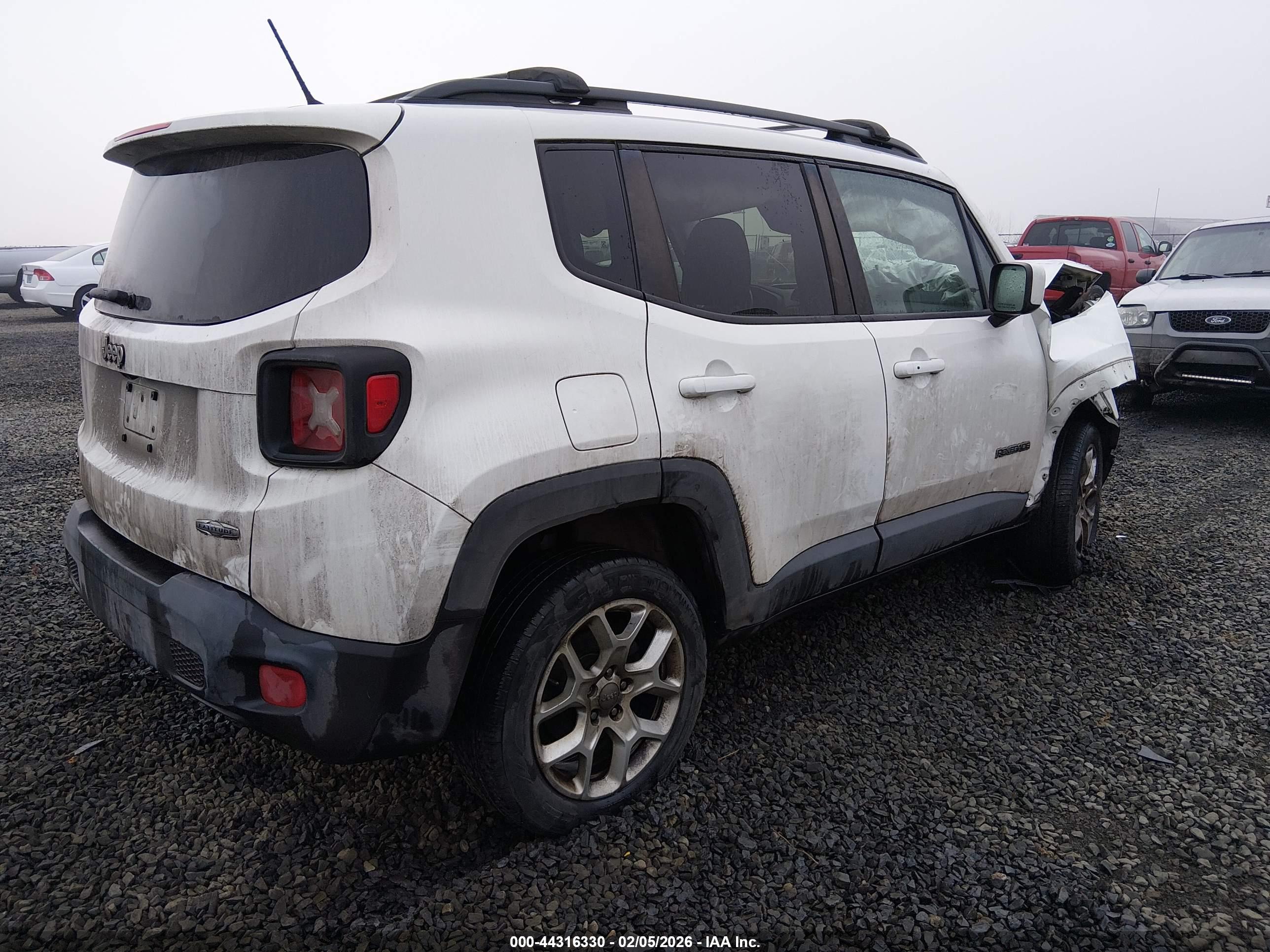 JEEP RENEGADE image 4