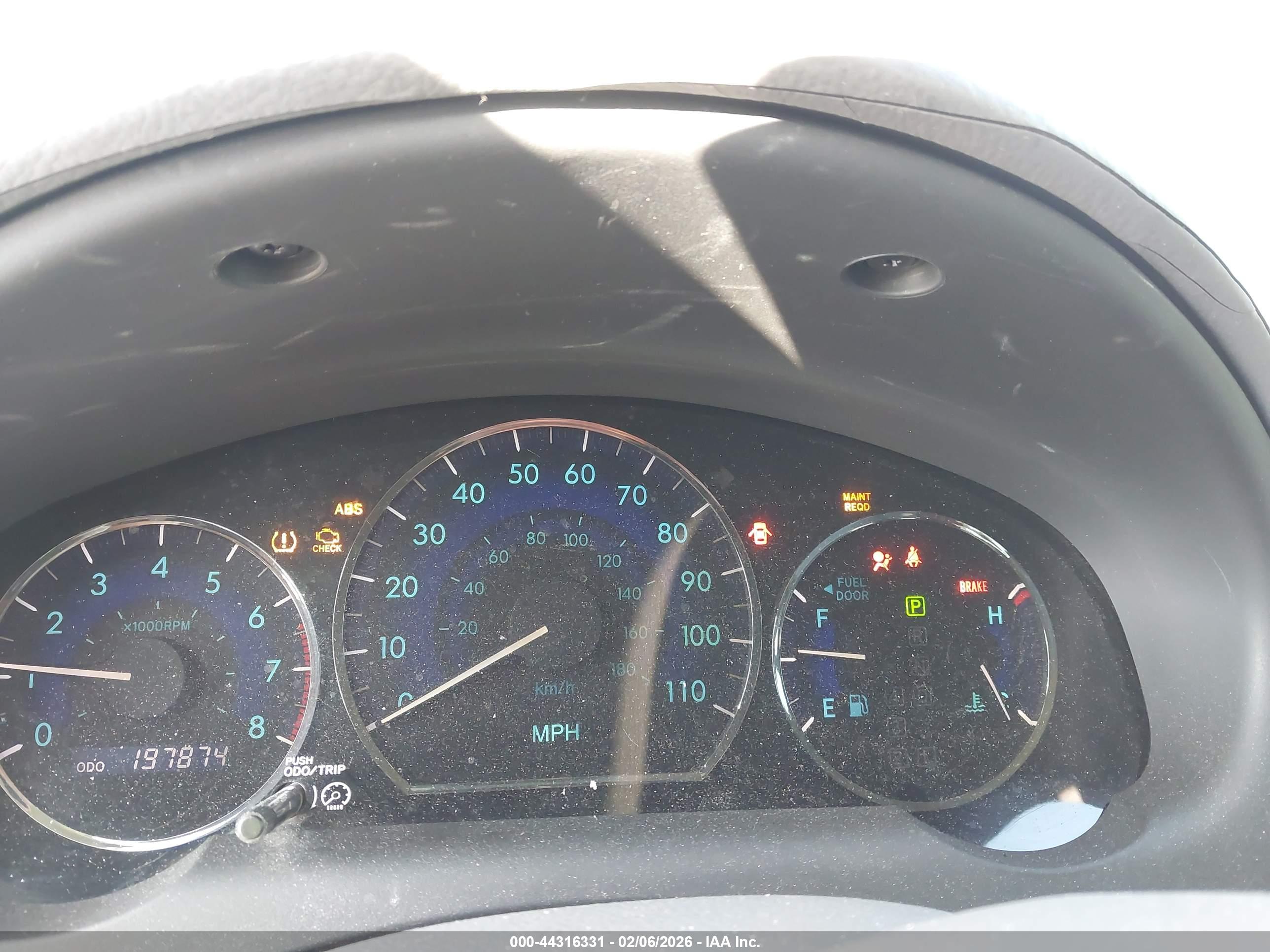 TOYOTA SIENNA image 7