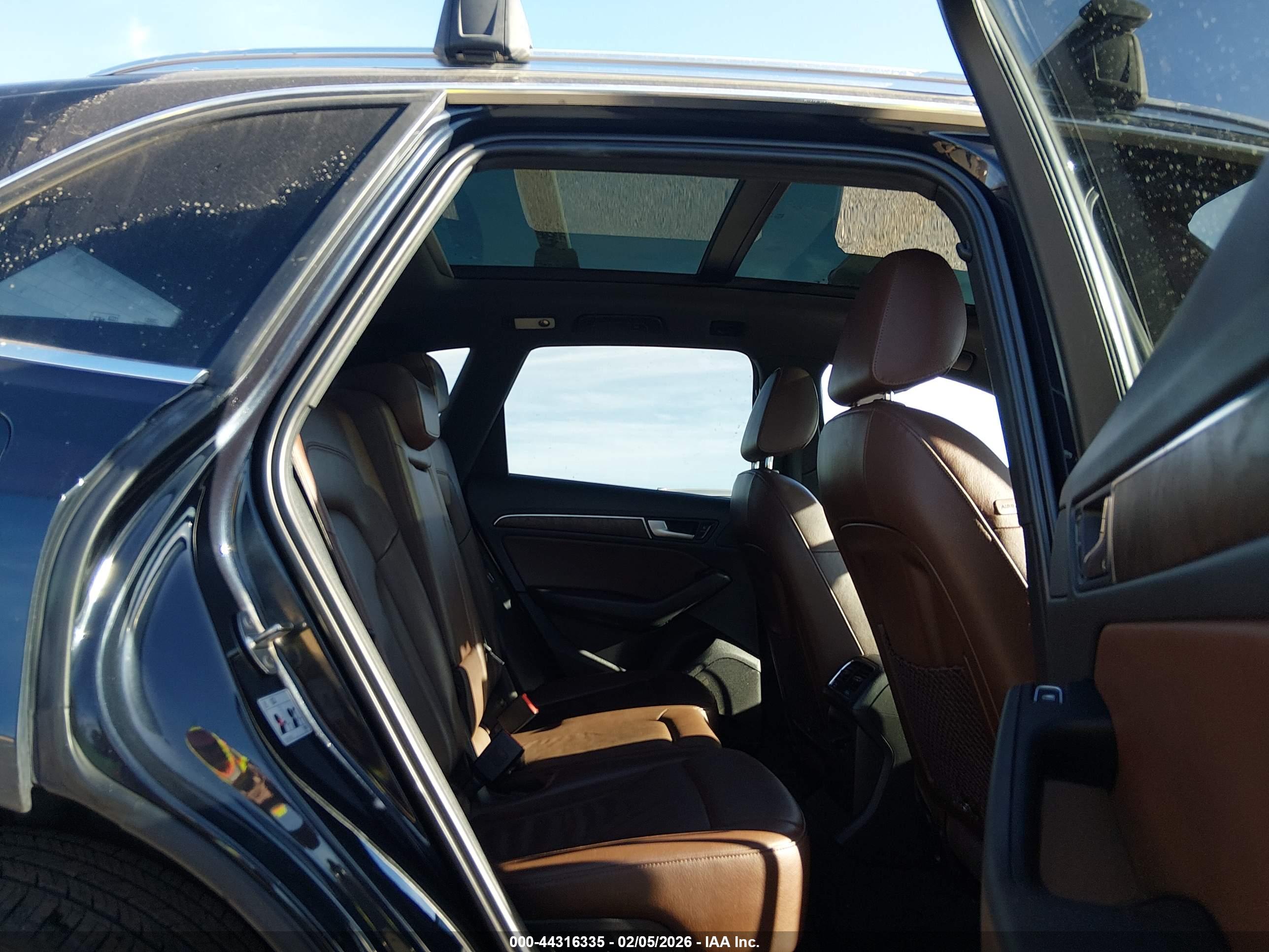 AUDI Q5 image 8