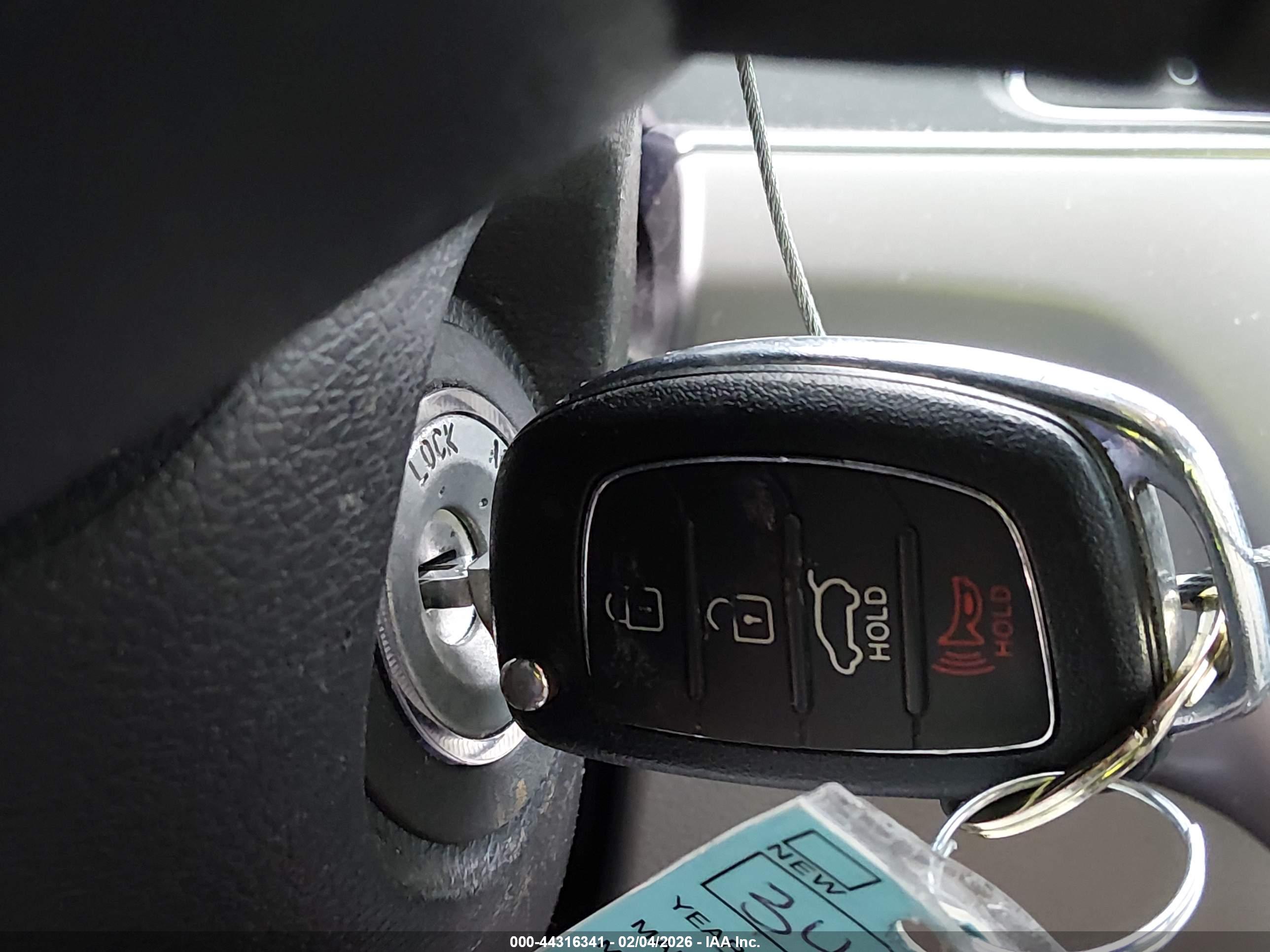 HYUNDAI SONATA image 11