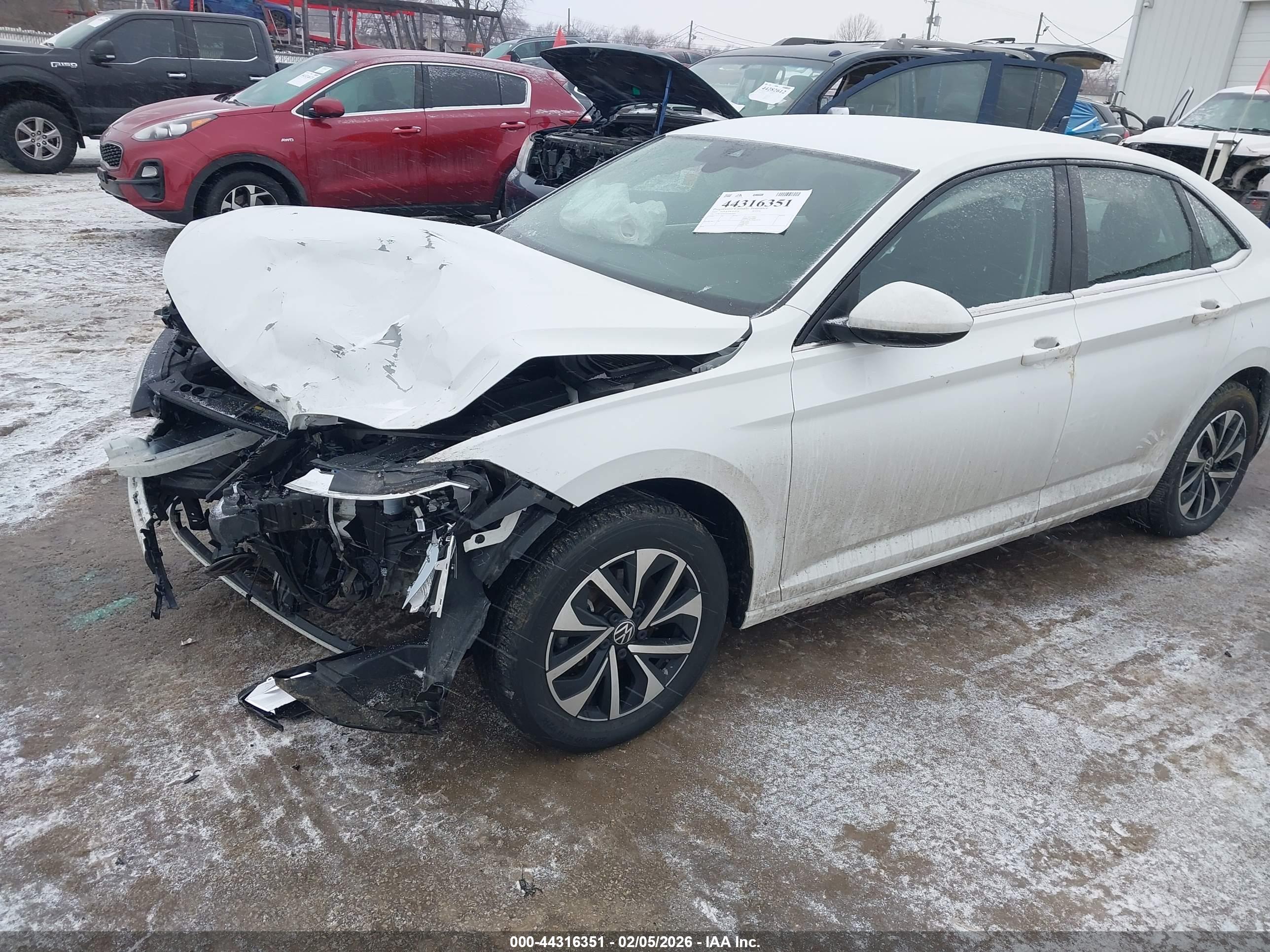VOLKSWAGEN JETTA image 2