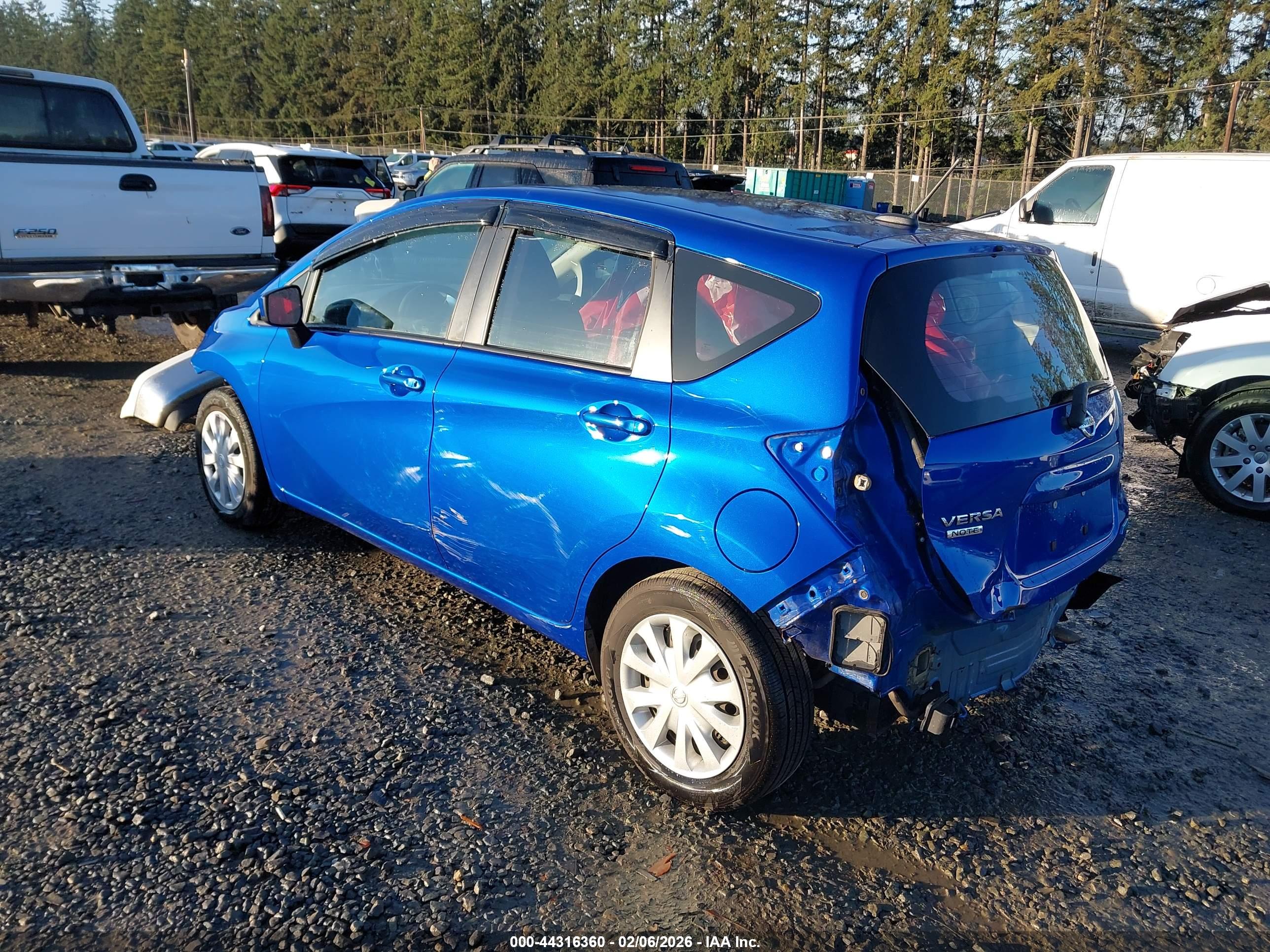NISSAN VERSA image 3