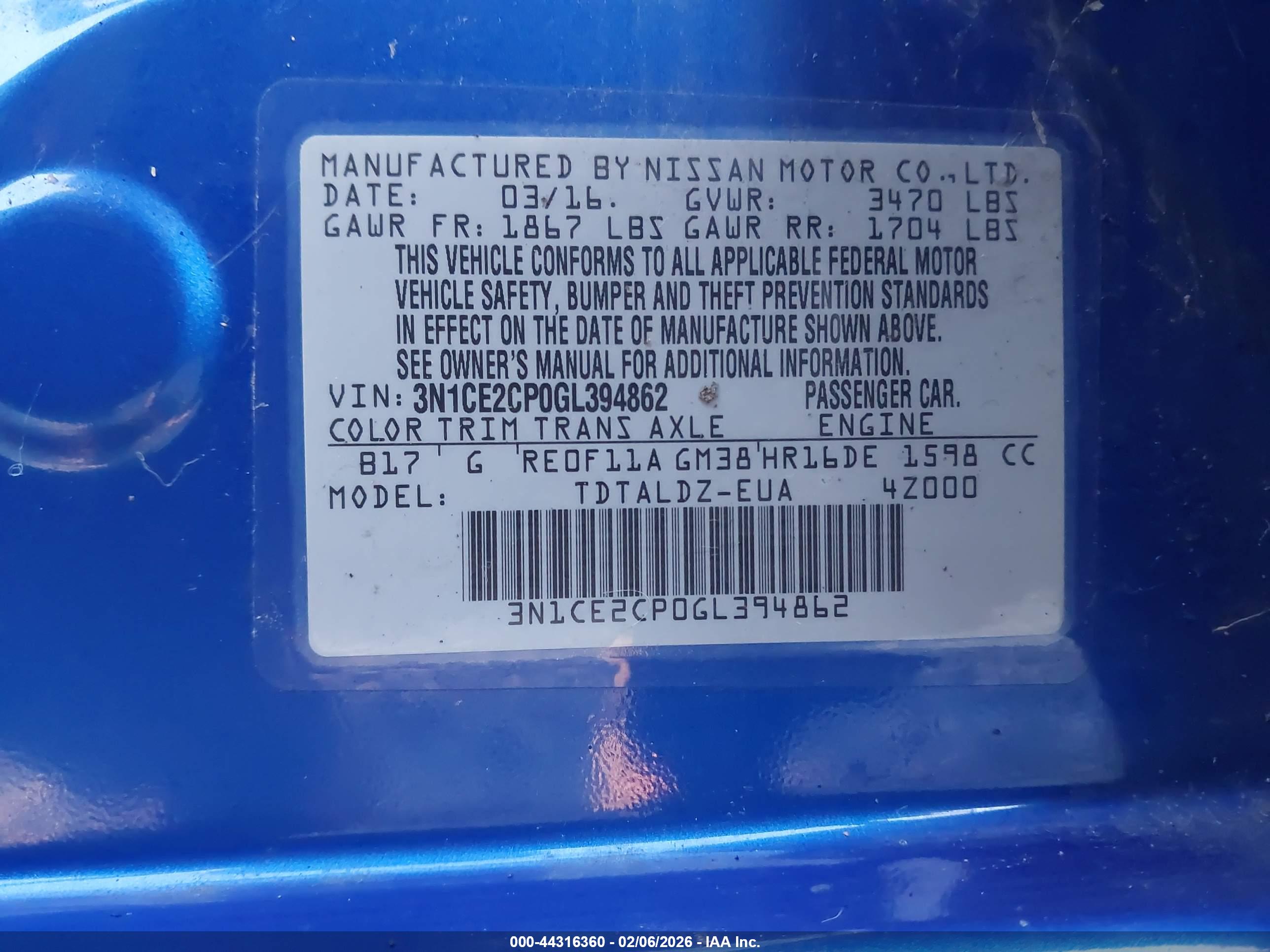 NISSAN VERSA image 9