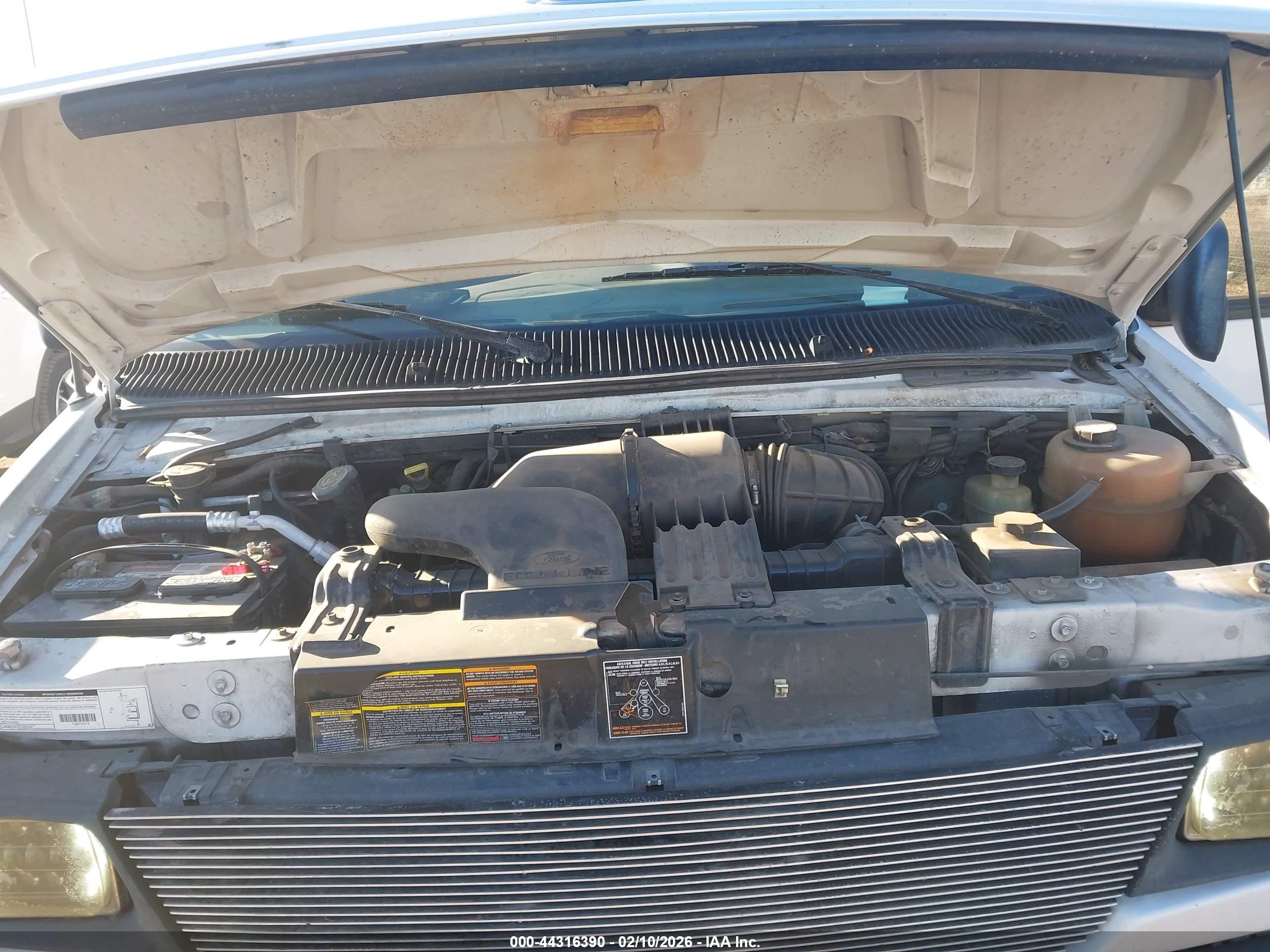 FORD E-150 image 10