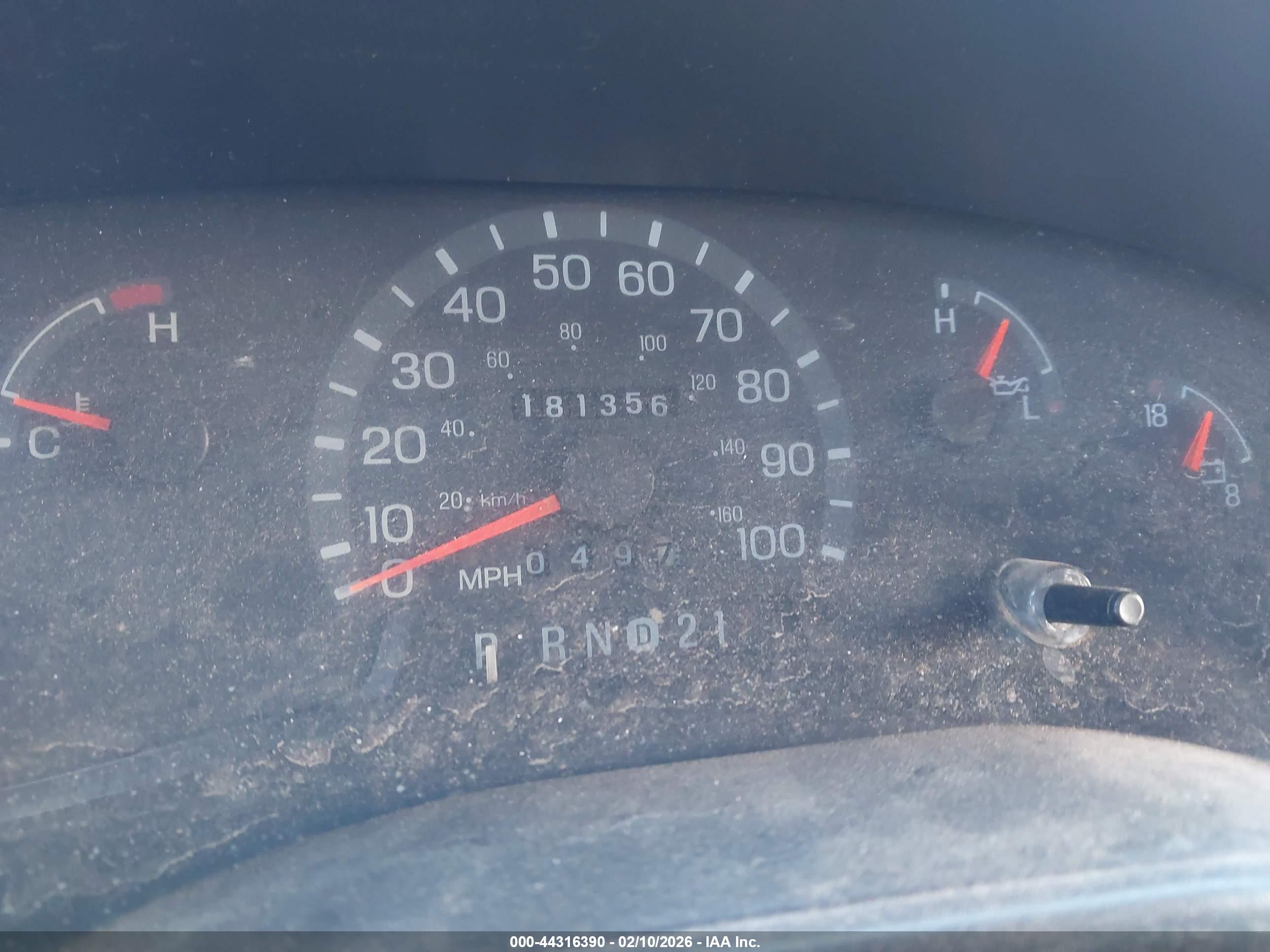 FORD E-150 image 7