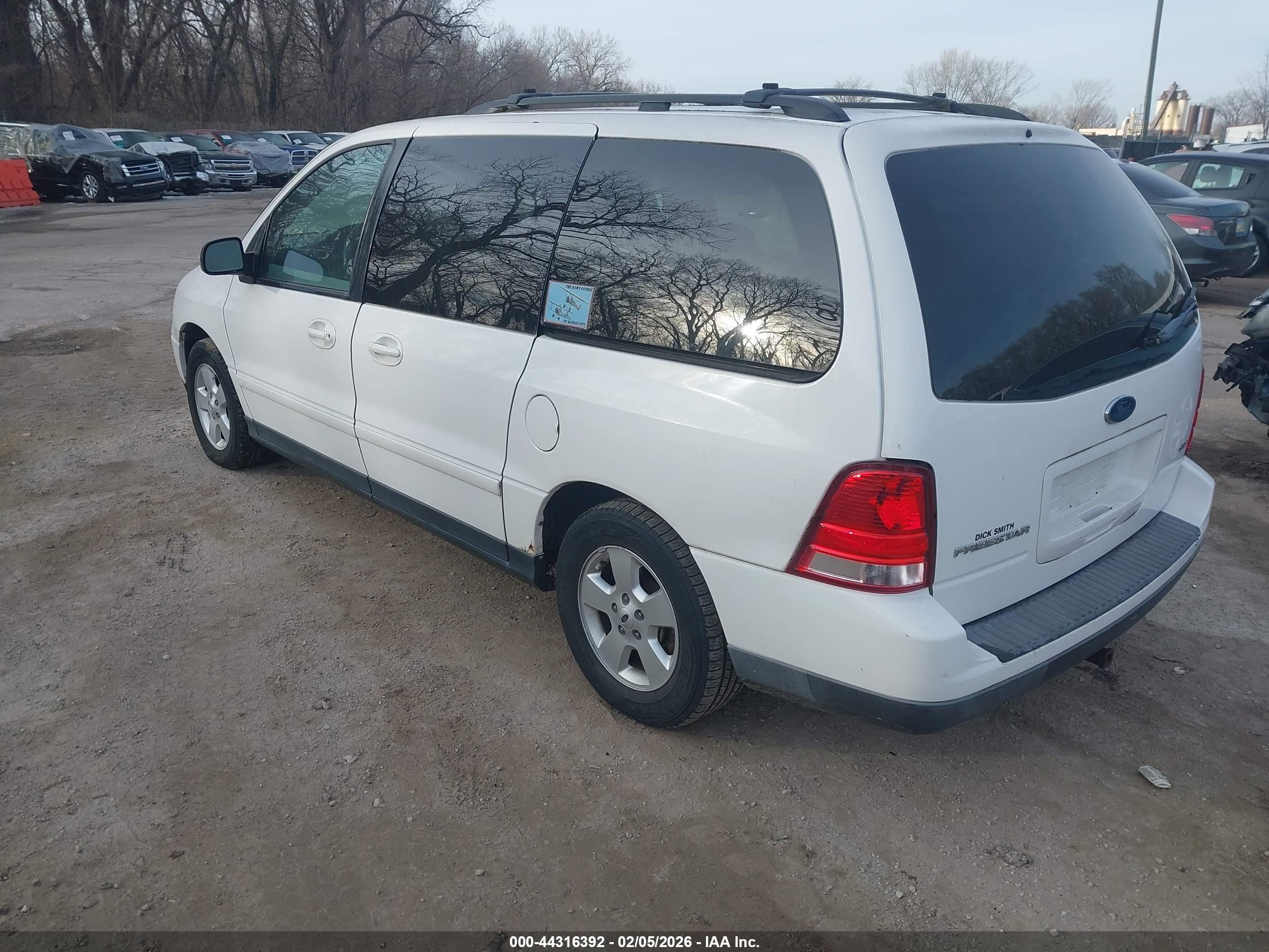FORD FREESTAR image 3