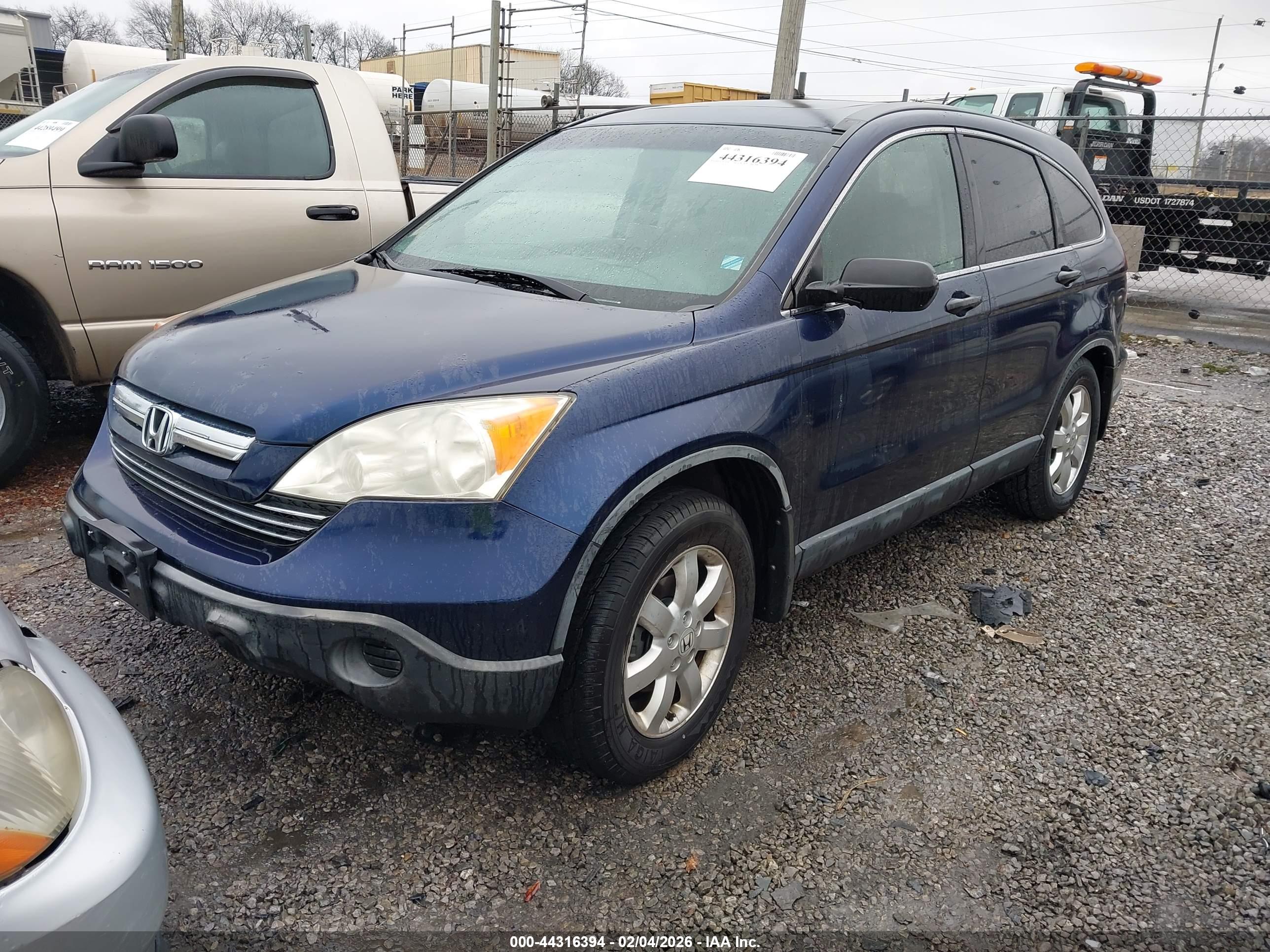 HONDA CR-V image 2
