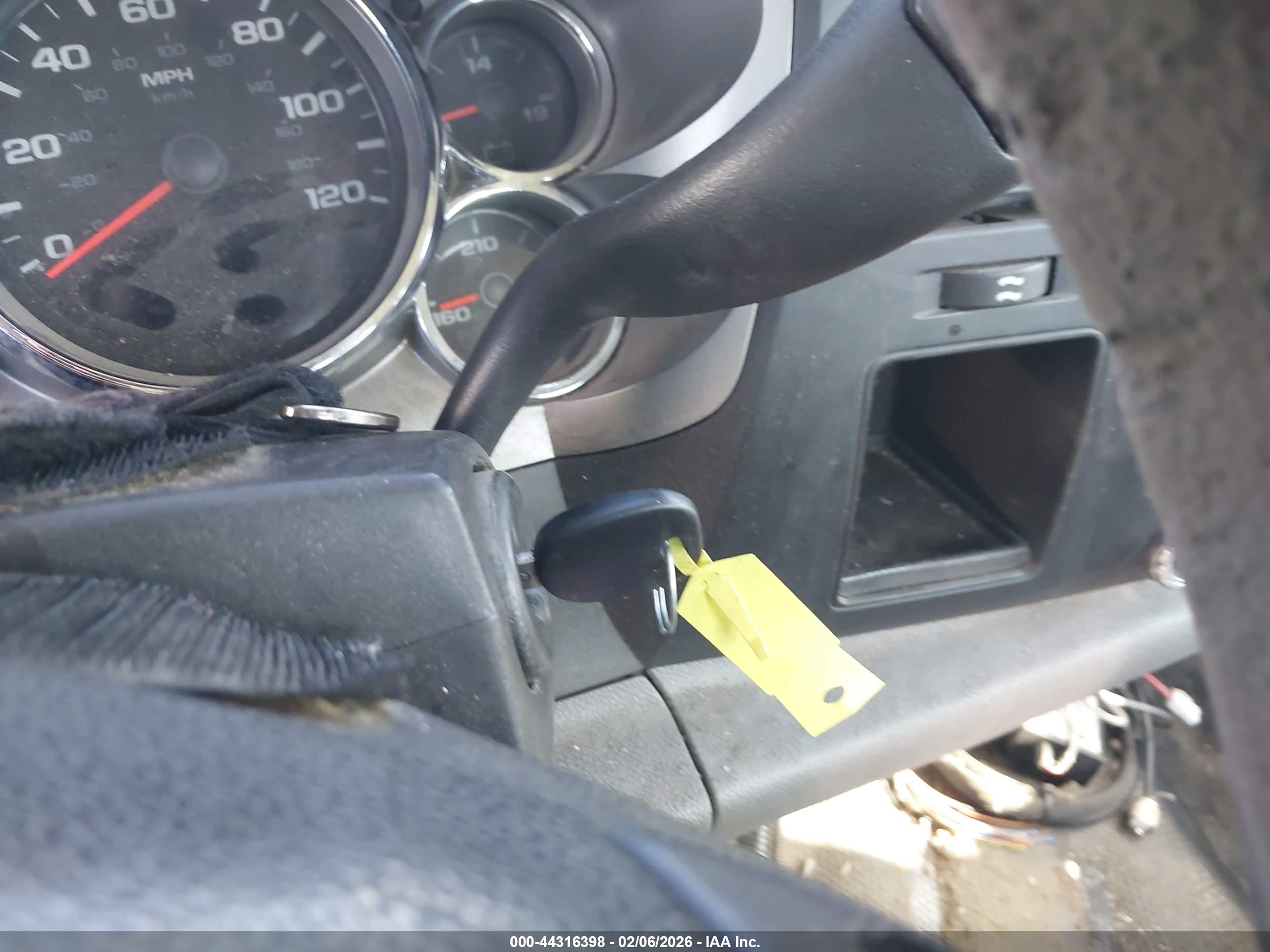 CHEVROLET SILVERADO image 11