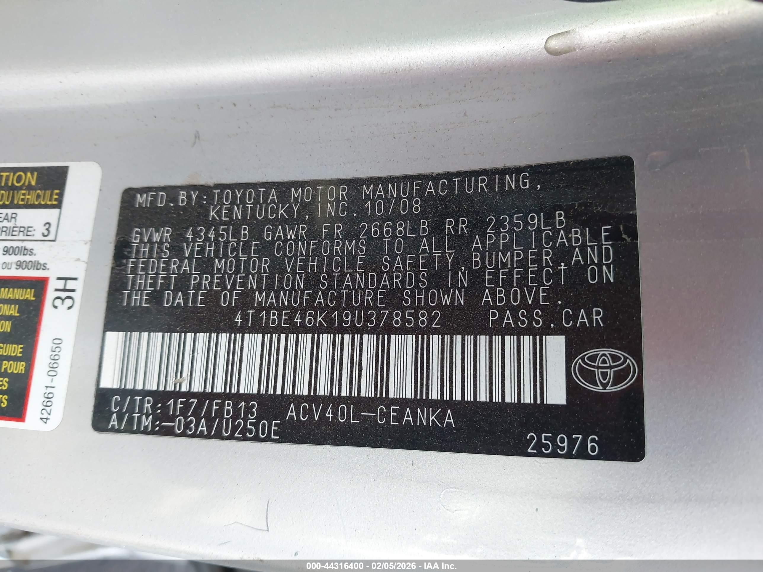TOYOTA CAMRY image 9
