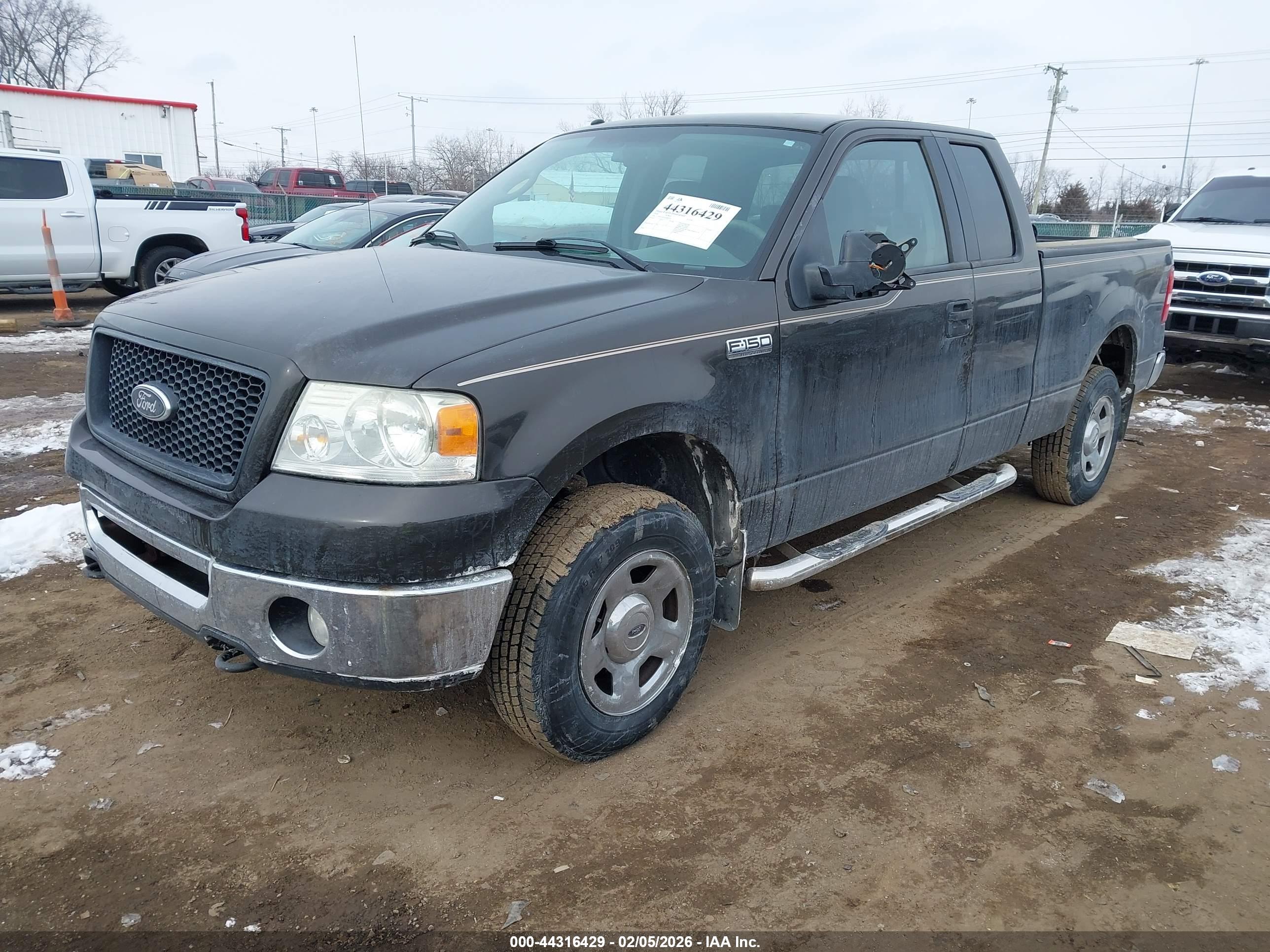 FORD F-150 image 2