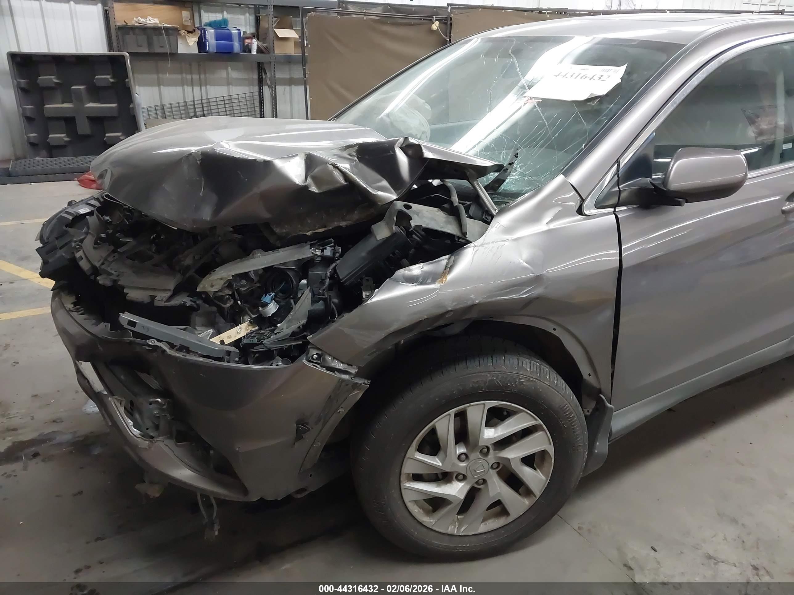 HONDA CR-V image 6