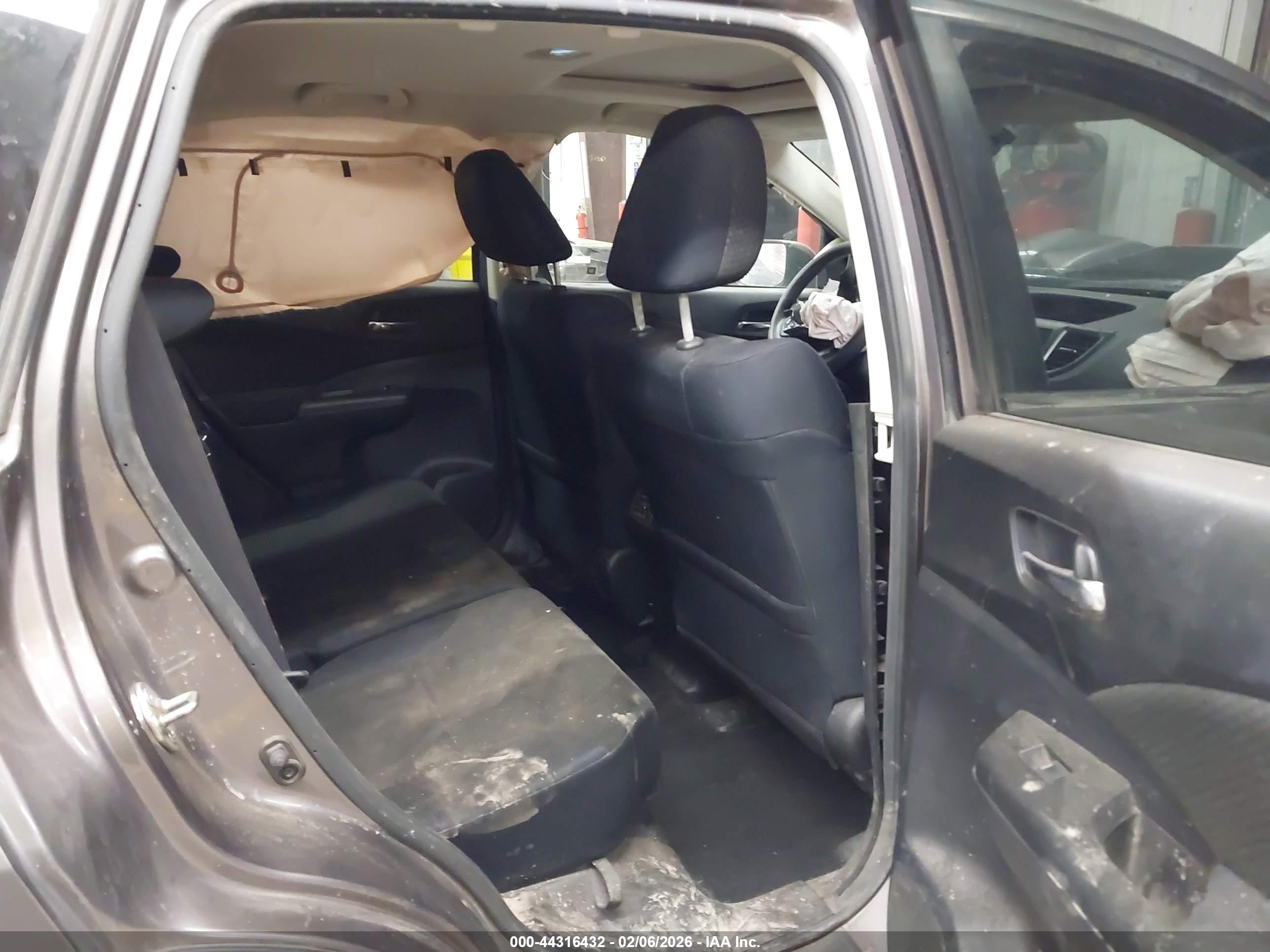 HONDA CR-V image 8