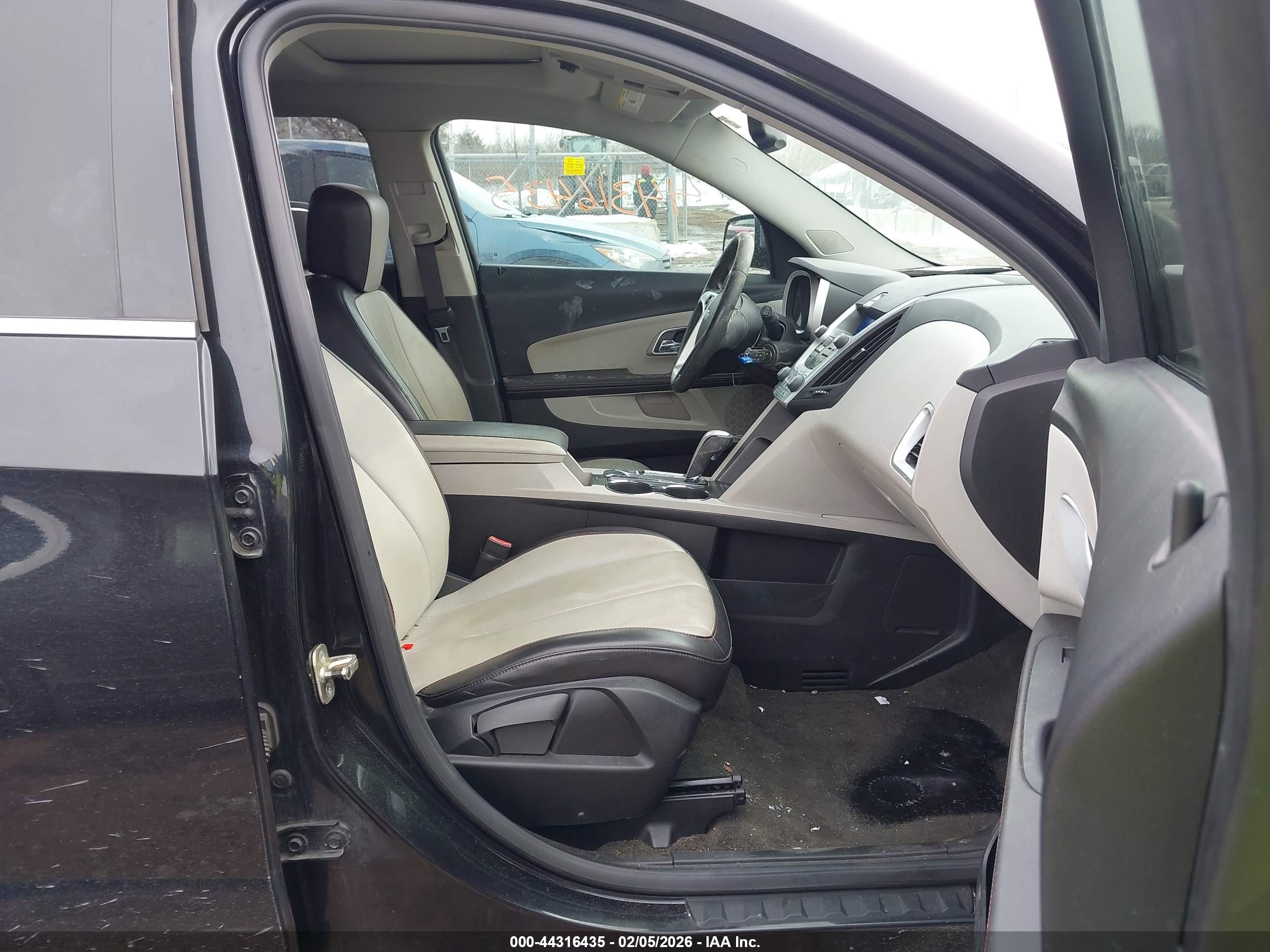 CHEVROLET EQUINOX image 5