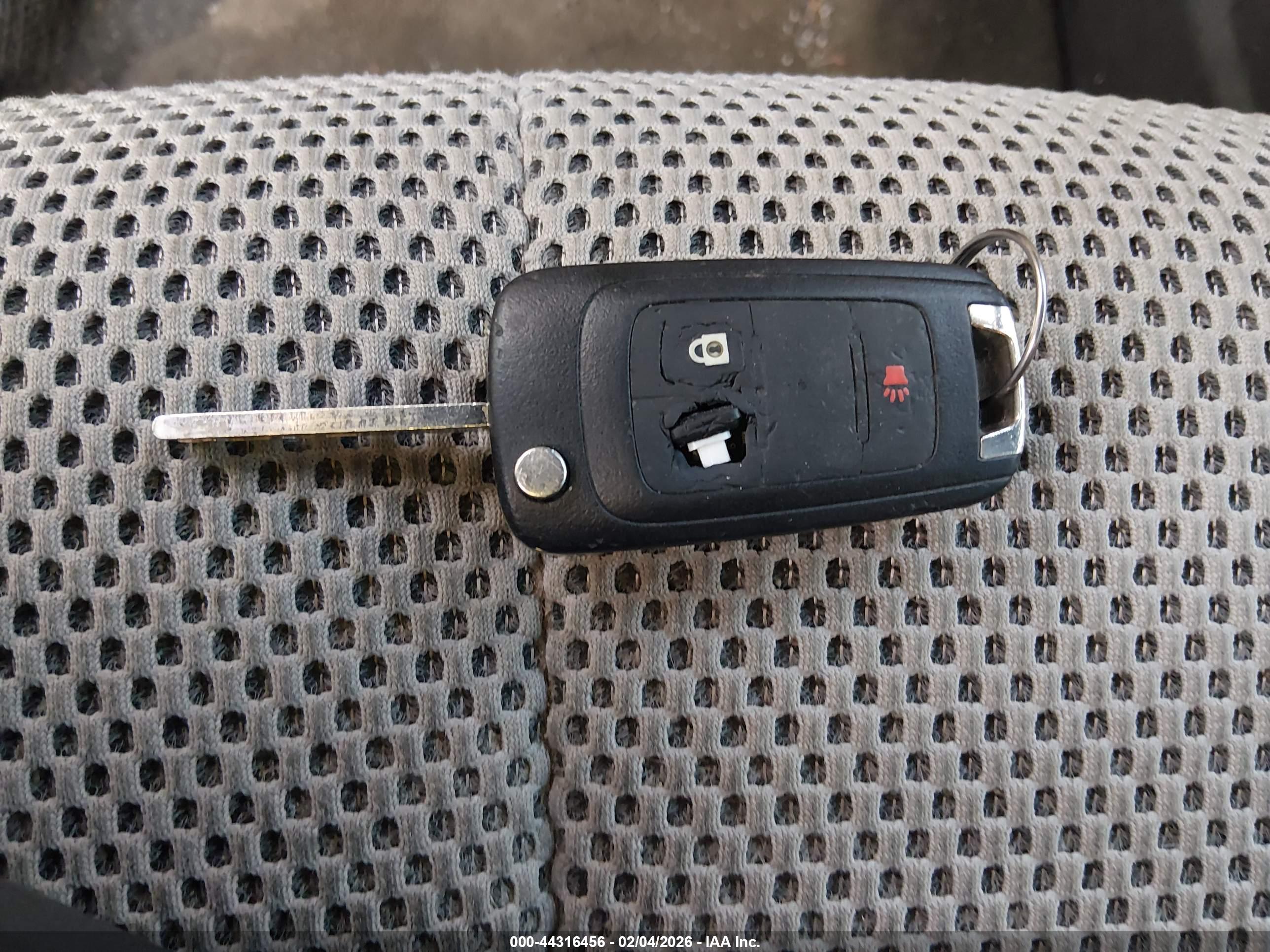 CHEVROLET EQUINOX image 11