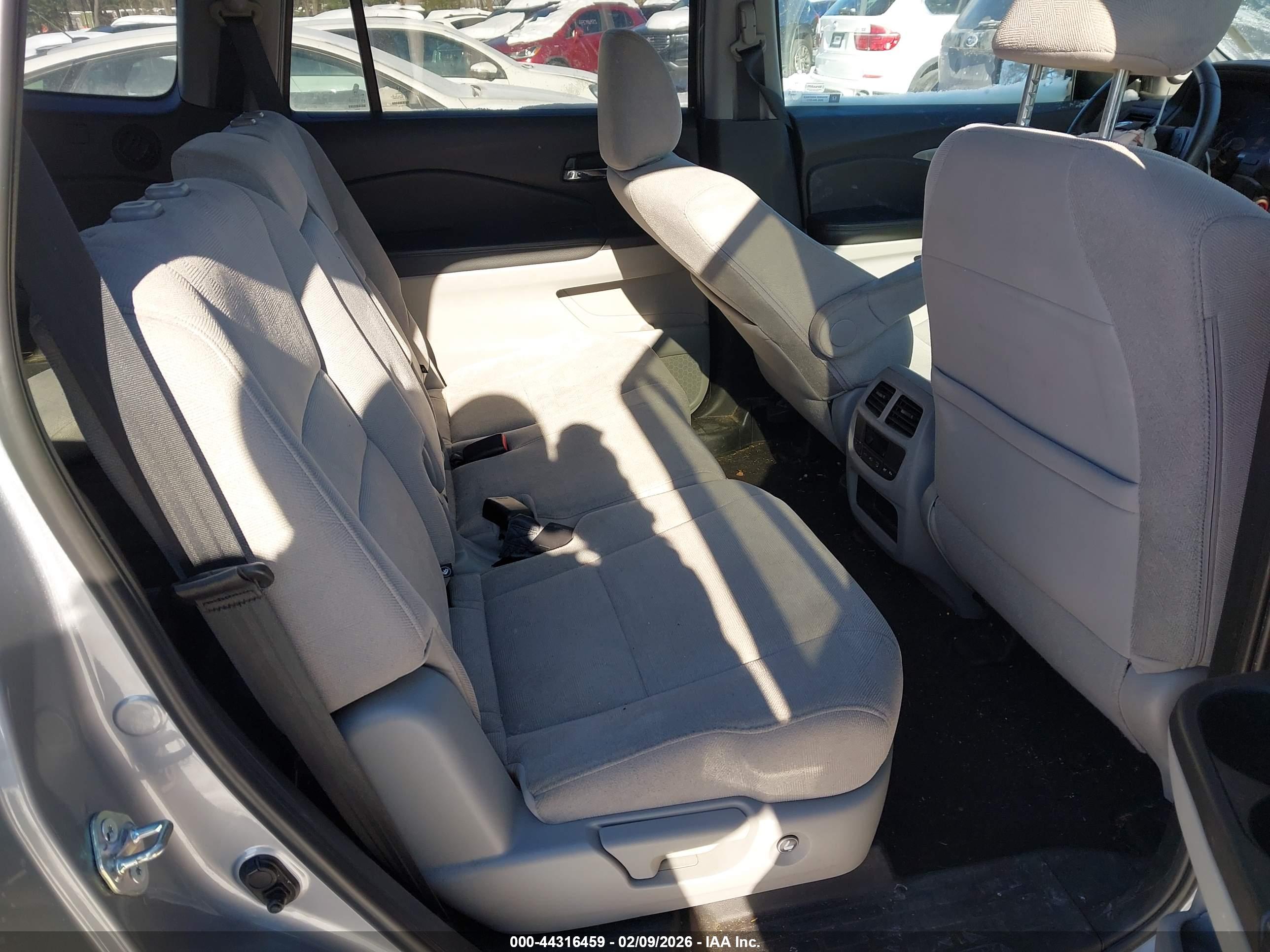 HONDA PILOT image 8