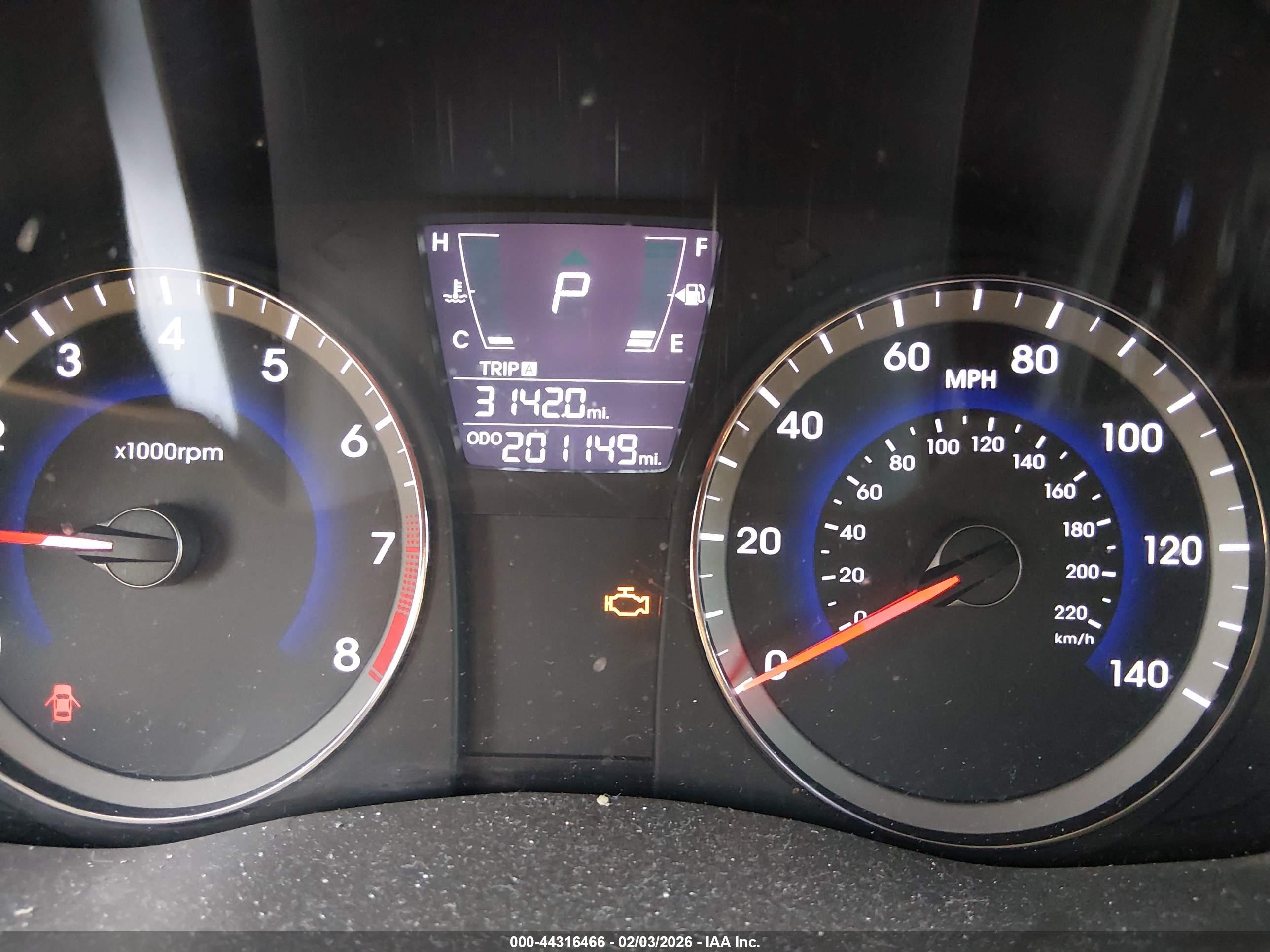 HYUNDAI ACCENT image 7