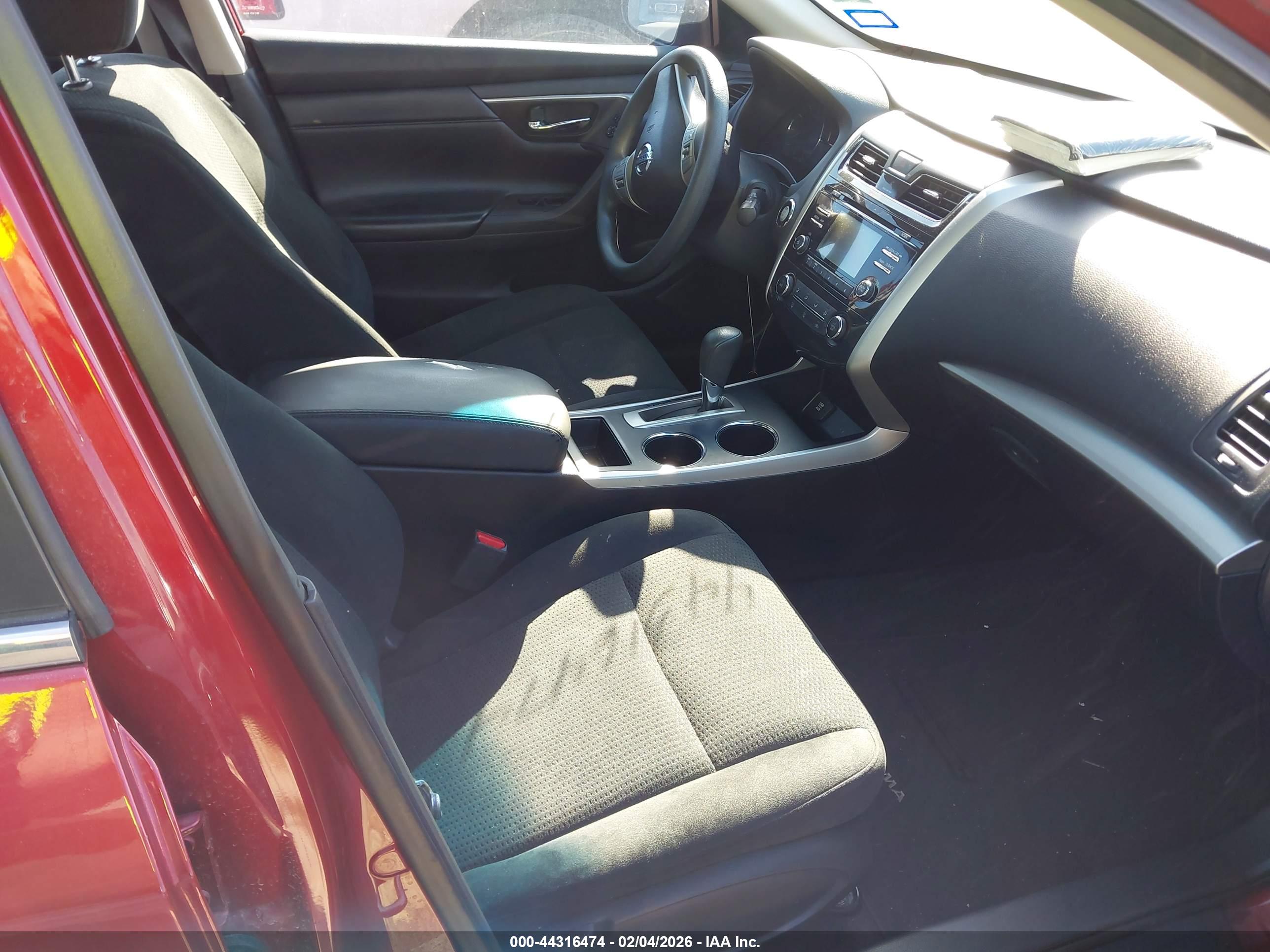 NISSAN ALTIMA image 5