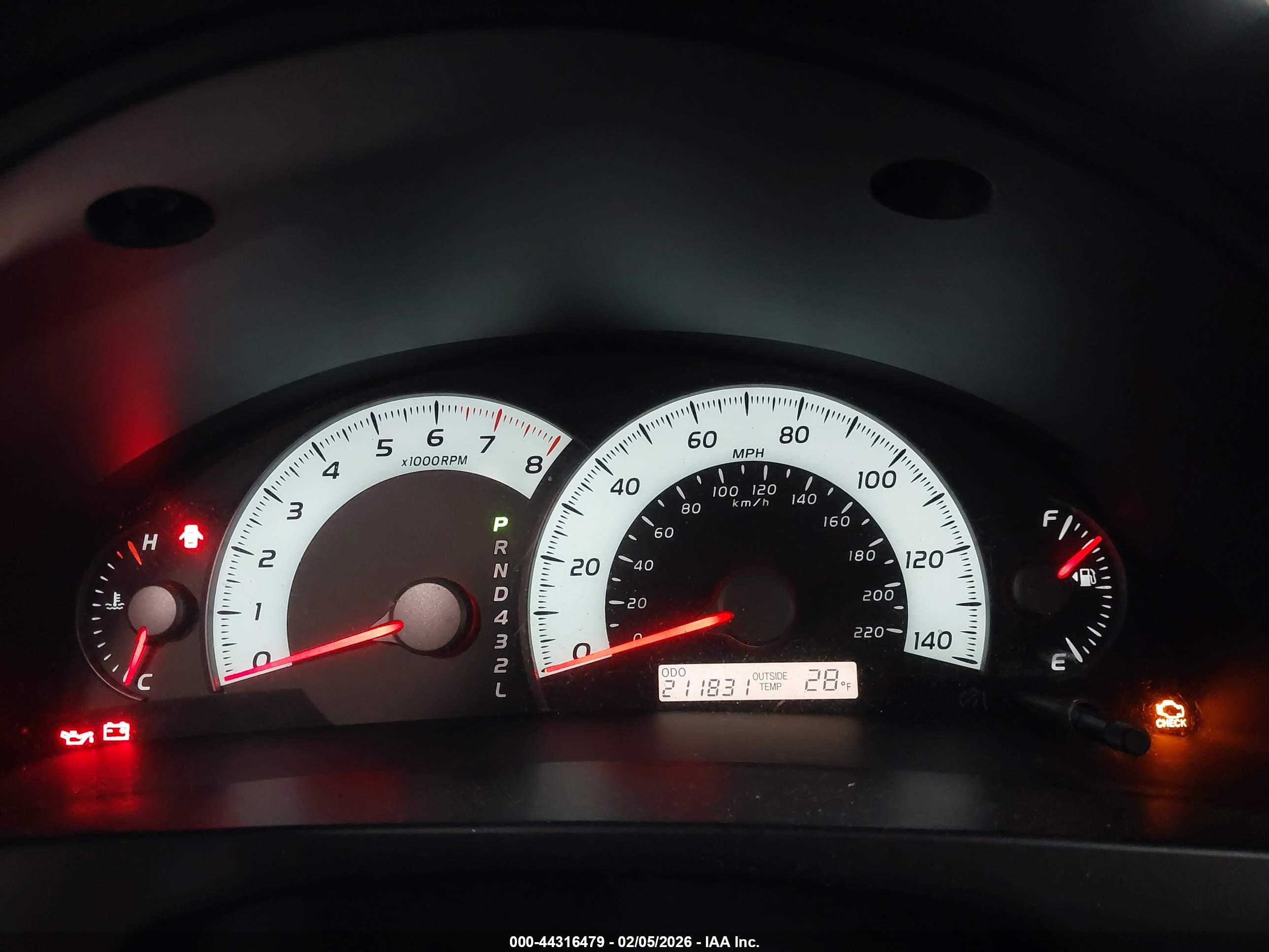 TOYOTA CAMRY image 7