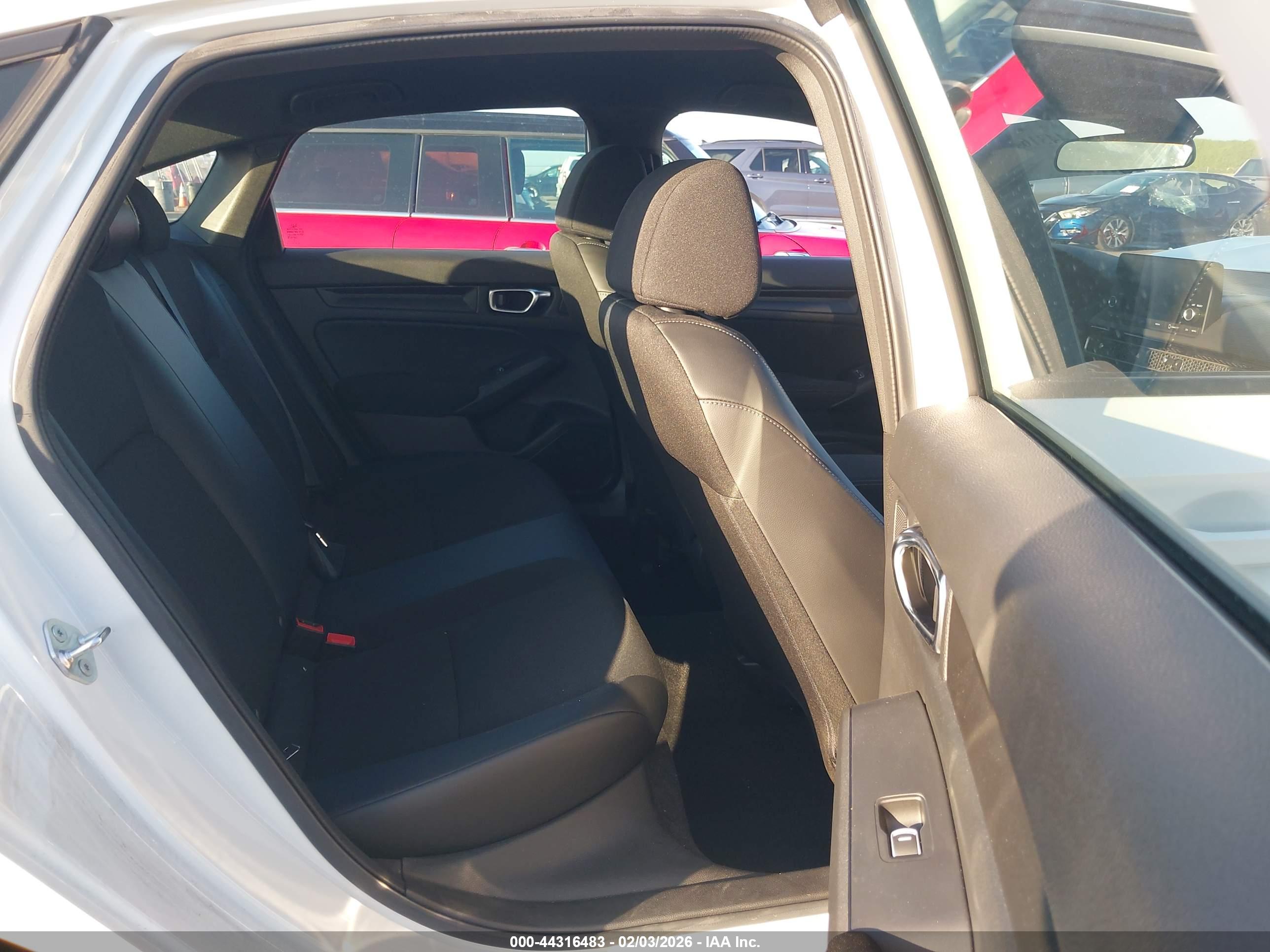 HONDA CIVIC image 8